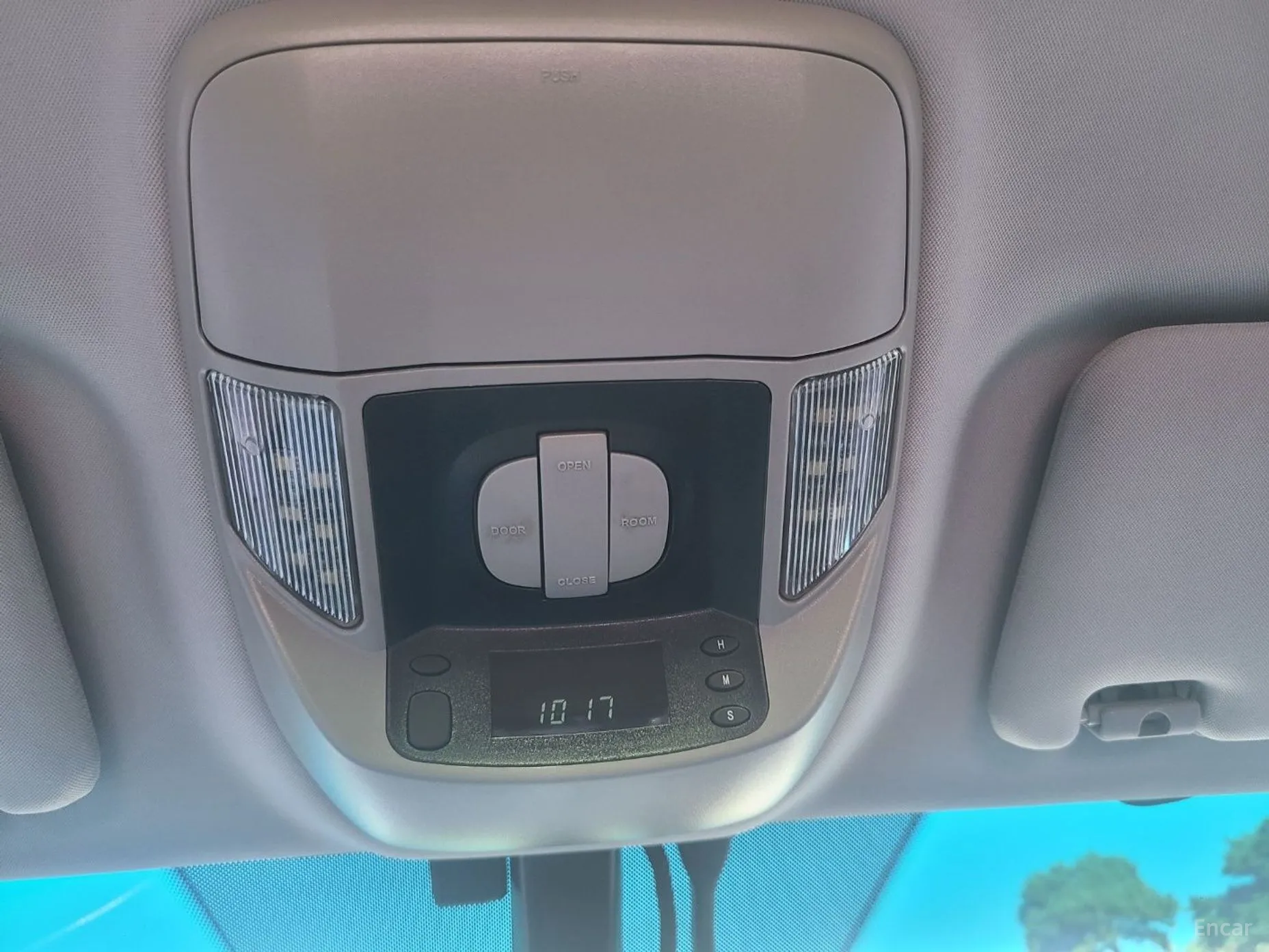 KG Mobility (SsangYong) Korando Turismo превью 19