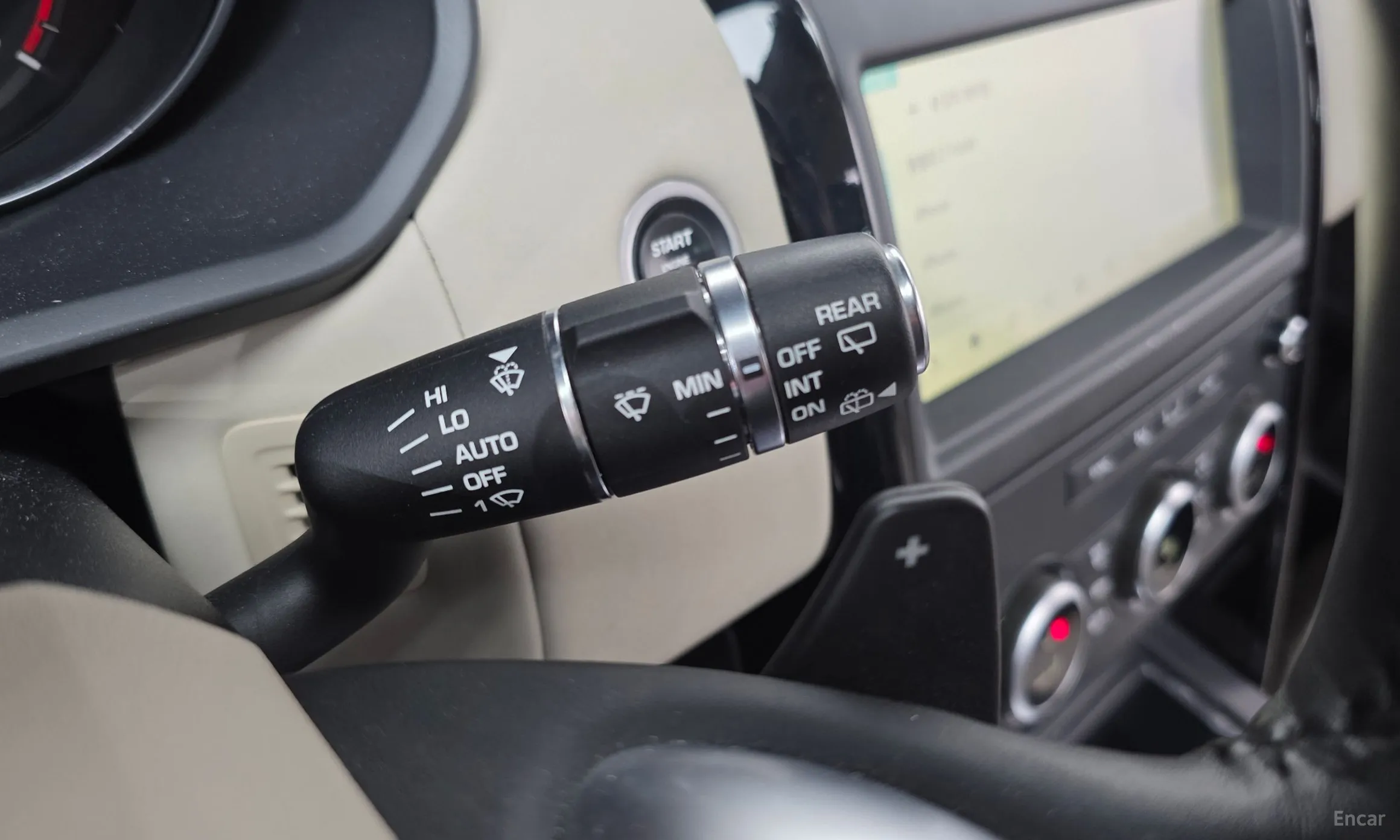 Land Rover Discovery 5 превью 17