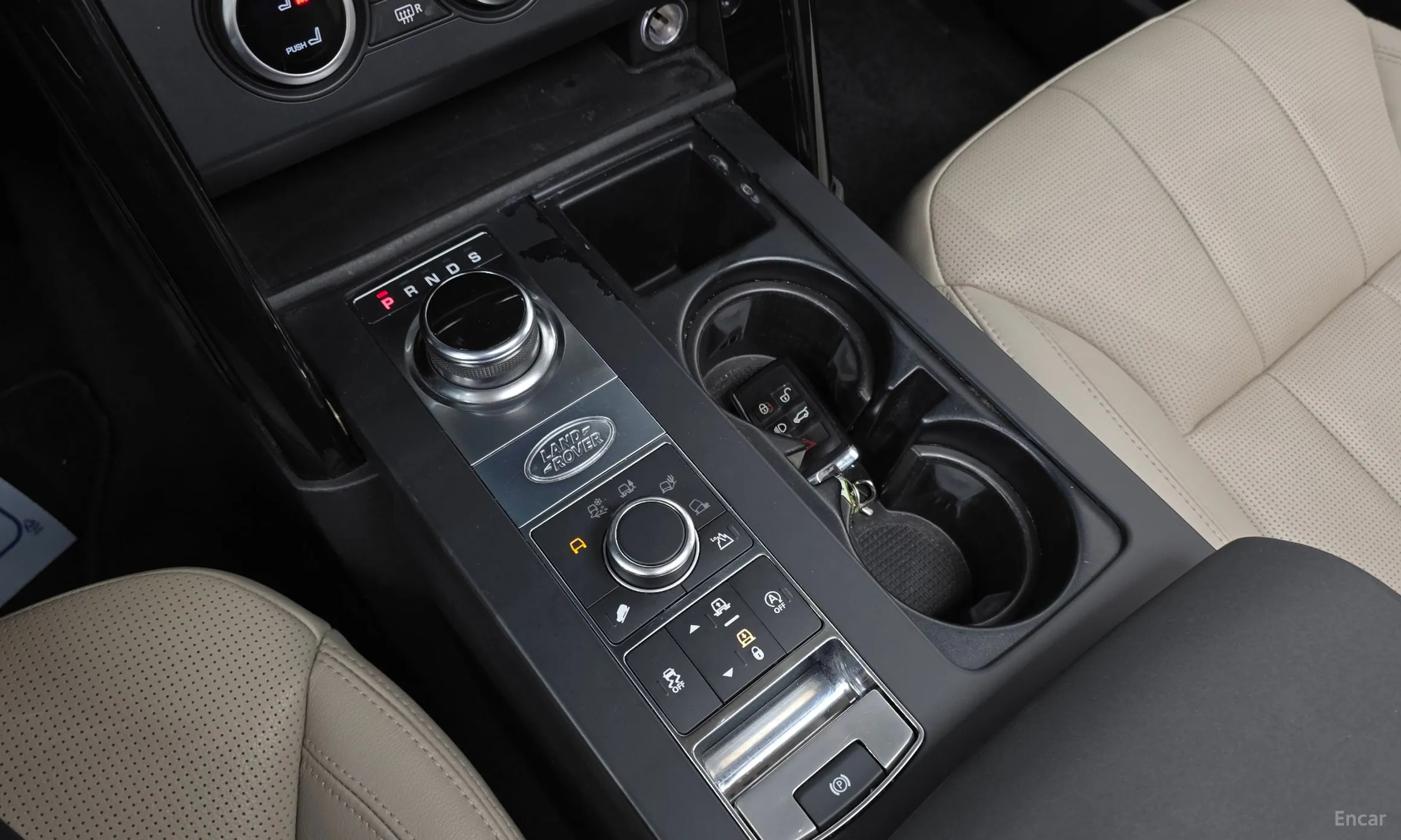 Land Rover Discovery 5 превью 9