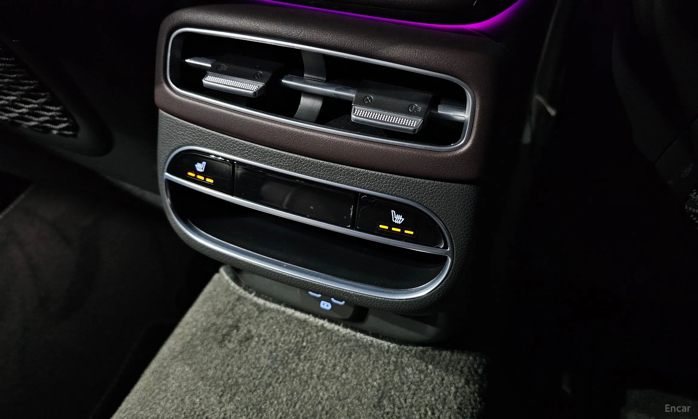 Genesis GV70 превью 19