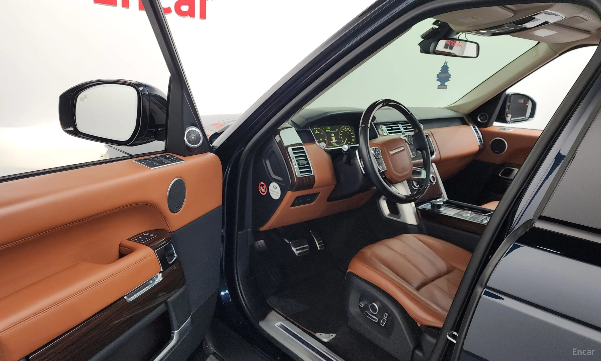 Land Rover Range Rover 4th Generation превью 10