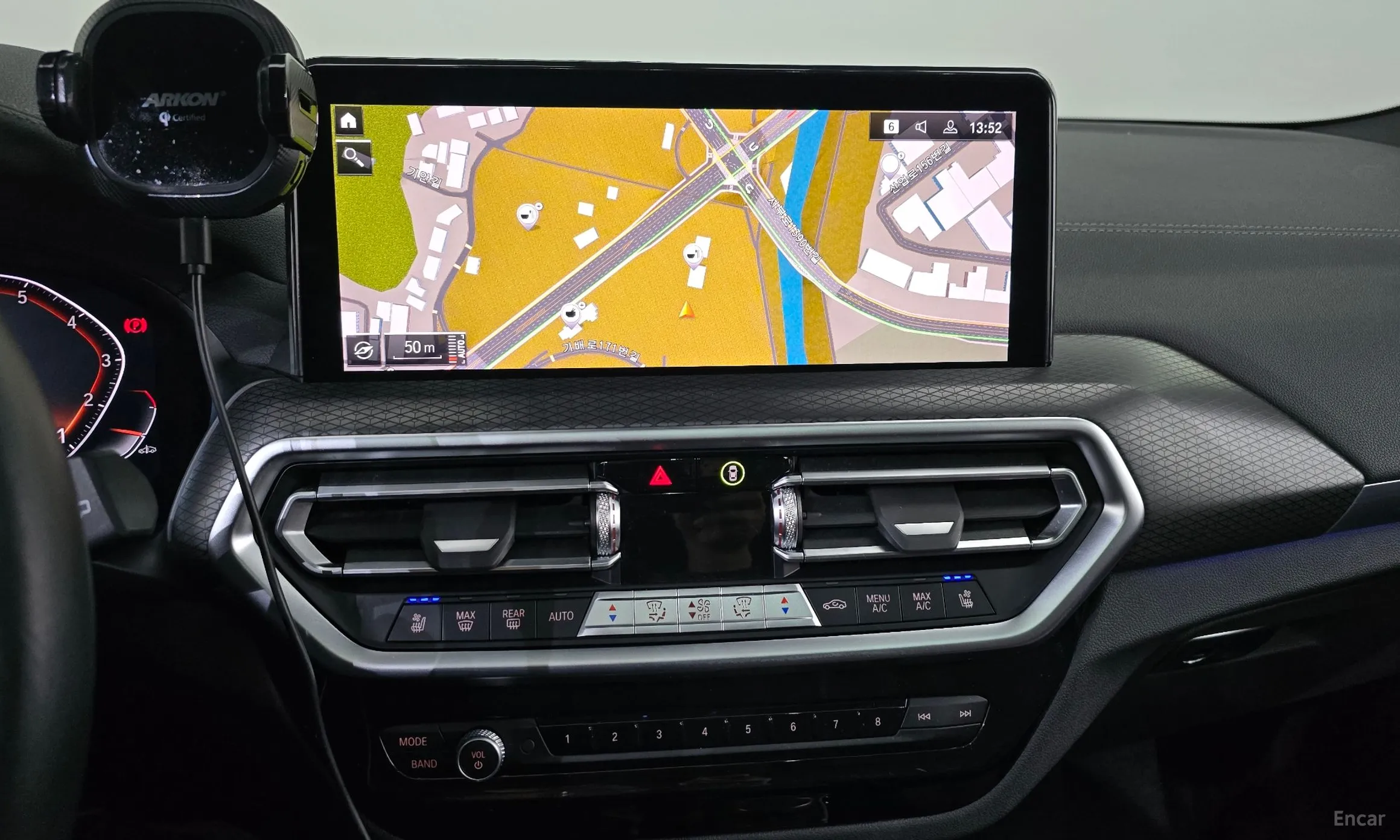 BMW X3 (G01) превью 14