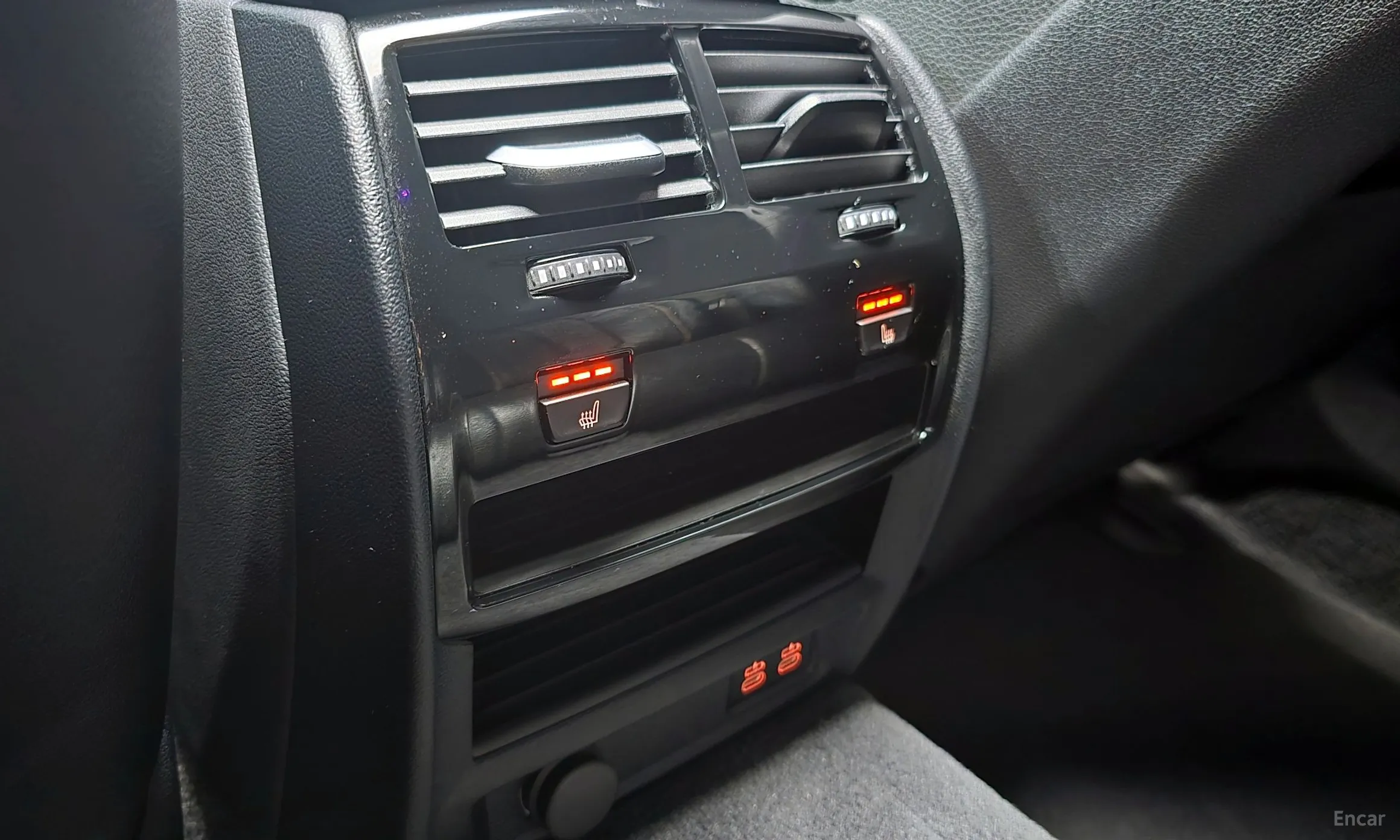 BMW 5 Series (G30) превью 17