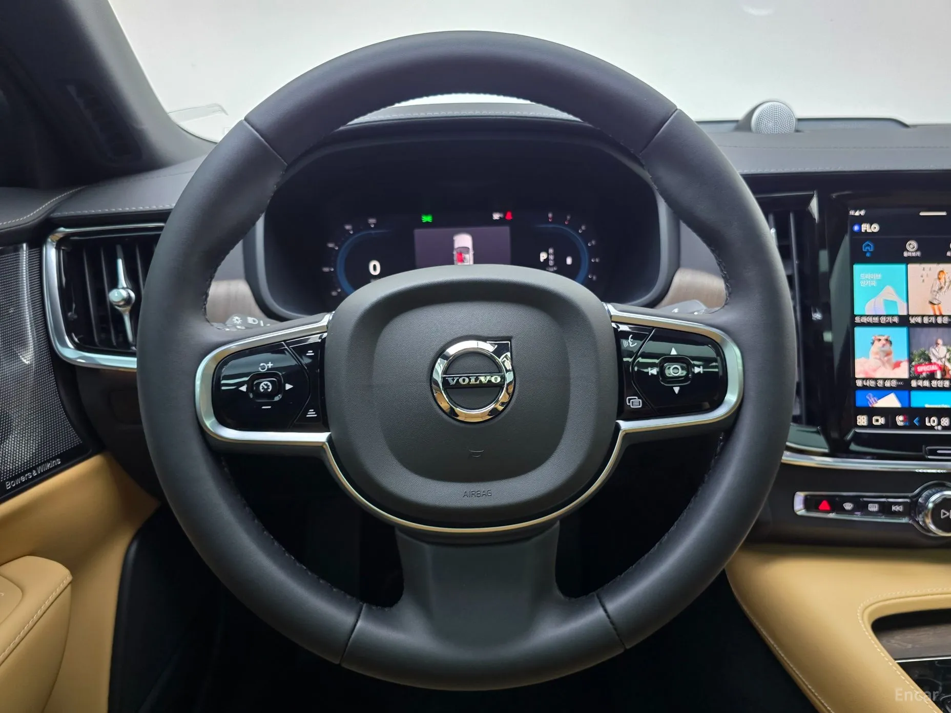 Volvo S90 превью 10