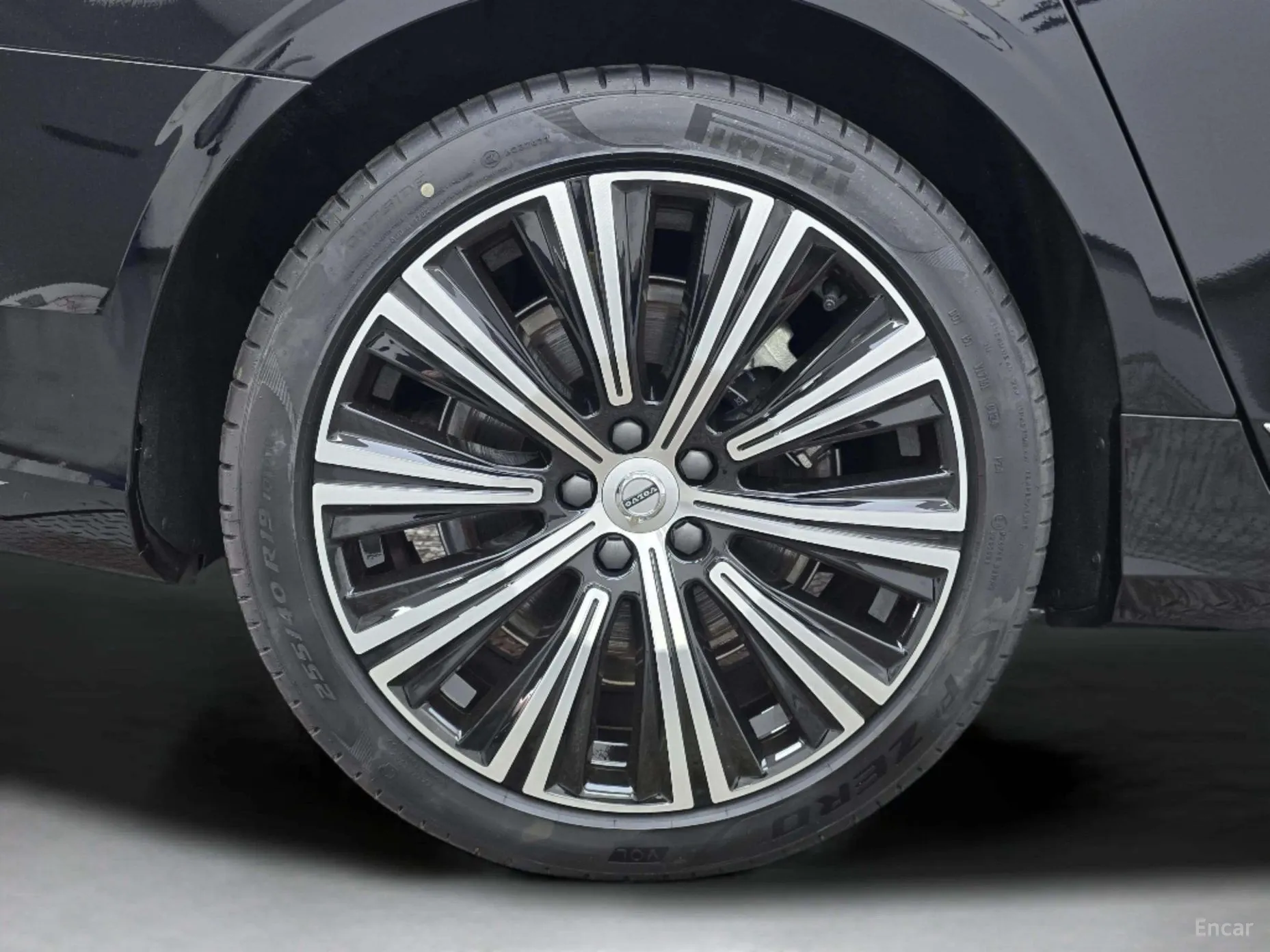 Volvo S90 превью 5