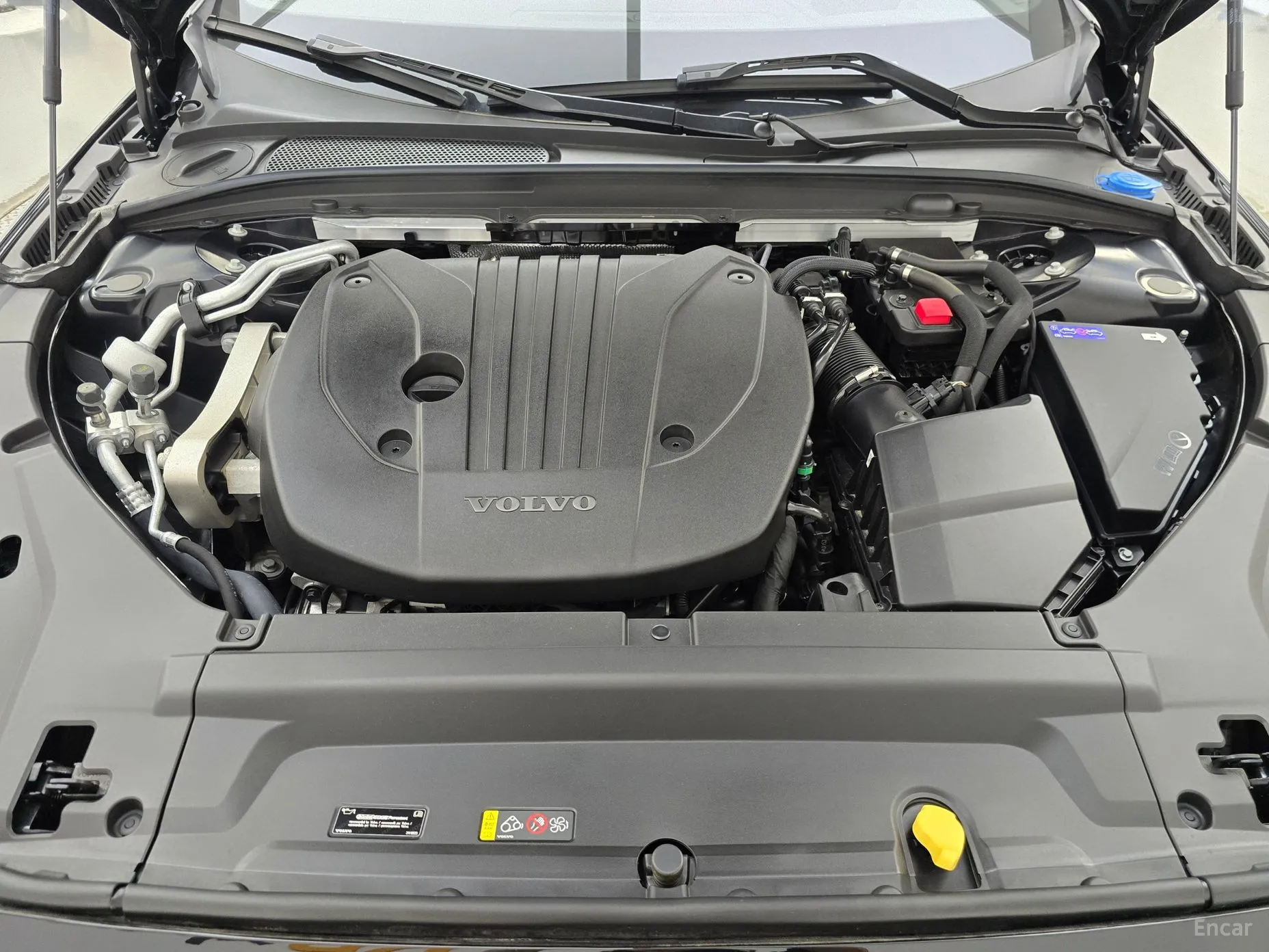 Volvo S90 превью 6