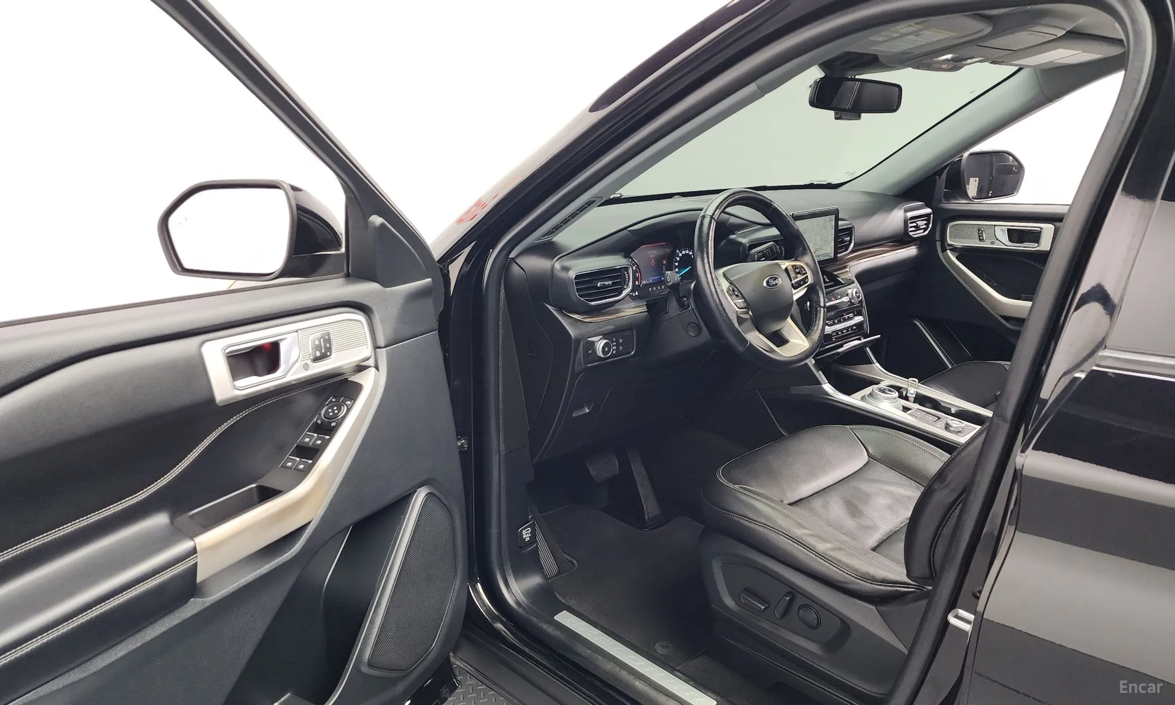 Ford Explorer 6th Generation превью 10