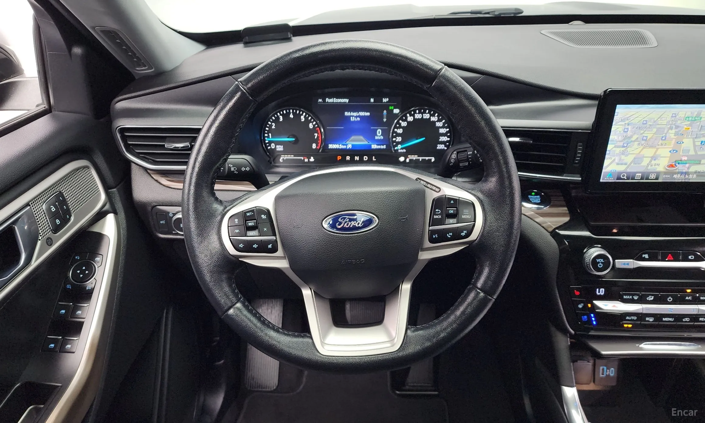 Ford Explorer 6th Generation превью 13