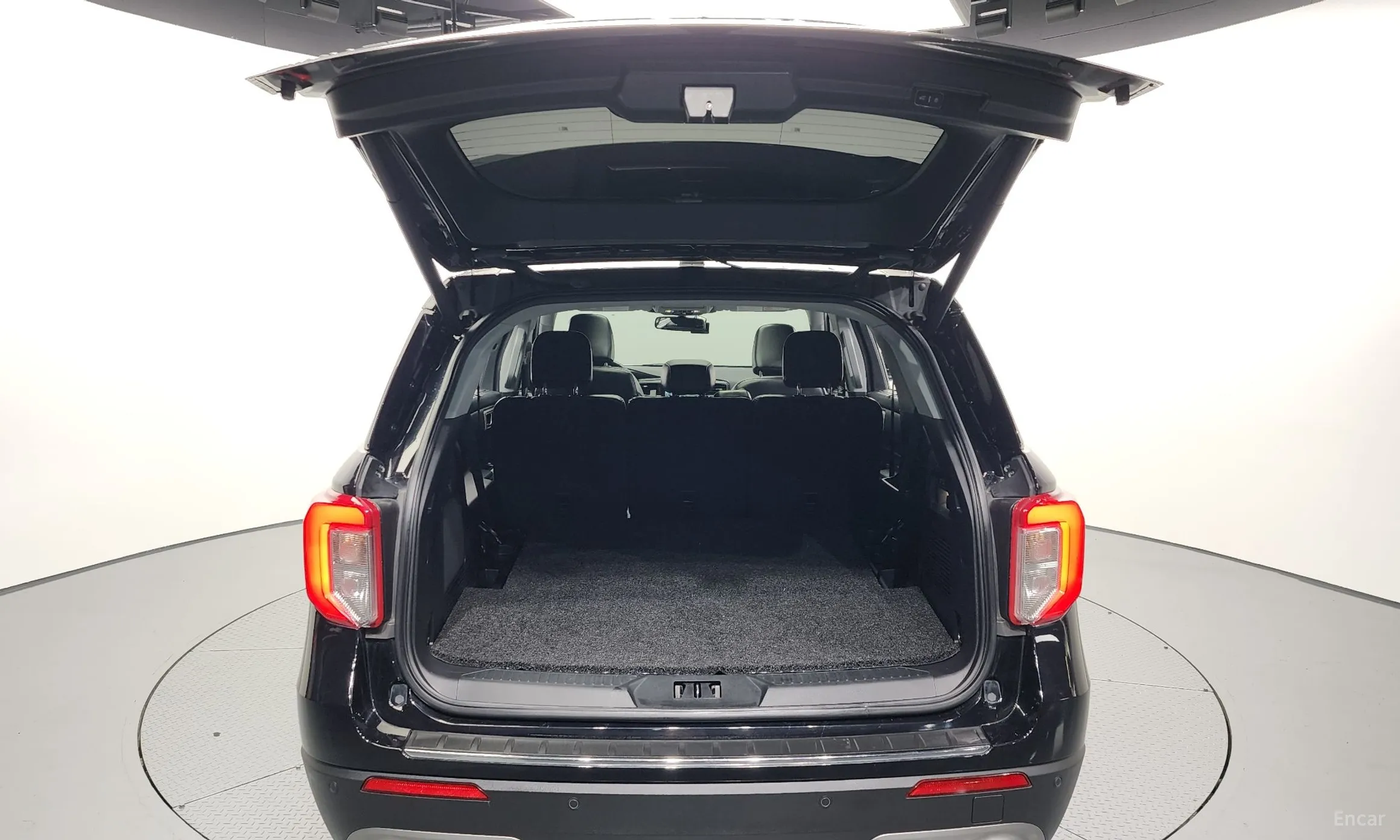 Ford Explorer 6th Generation превью 20