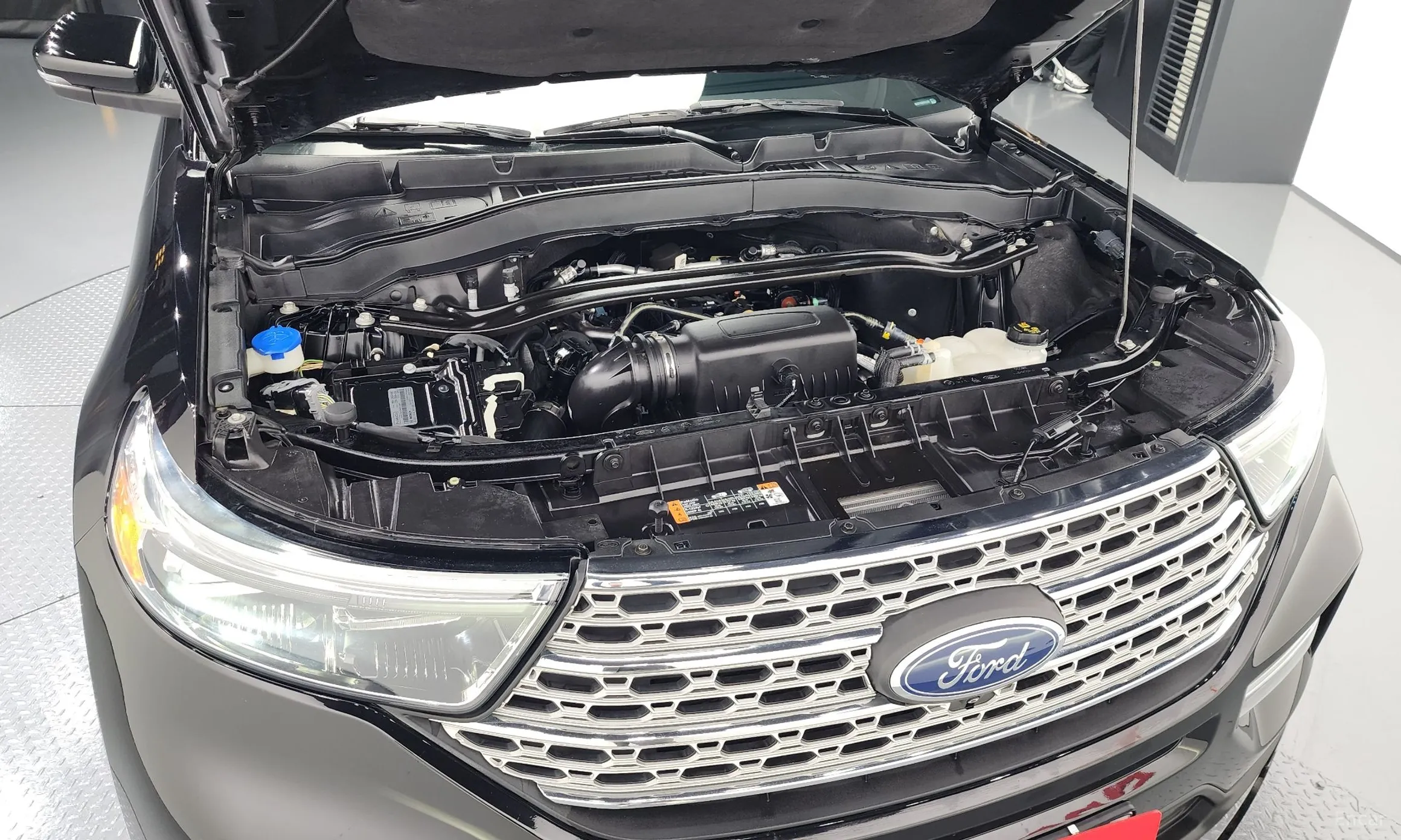 Ford Explorer 6th Generation превью 6