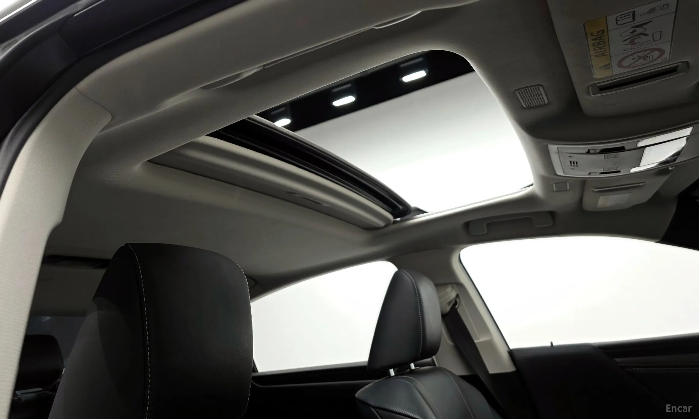 Lexus ES300h 7th Generation превью 16