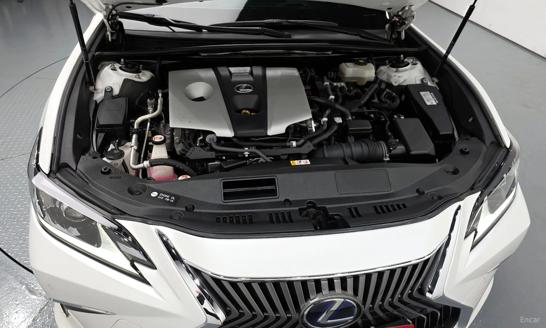 Lexus ES300h 7th Generation превью 6