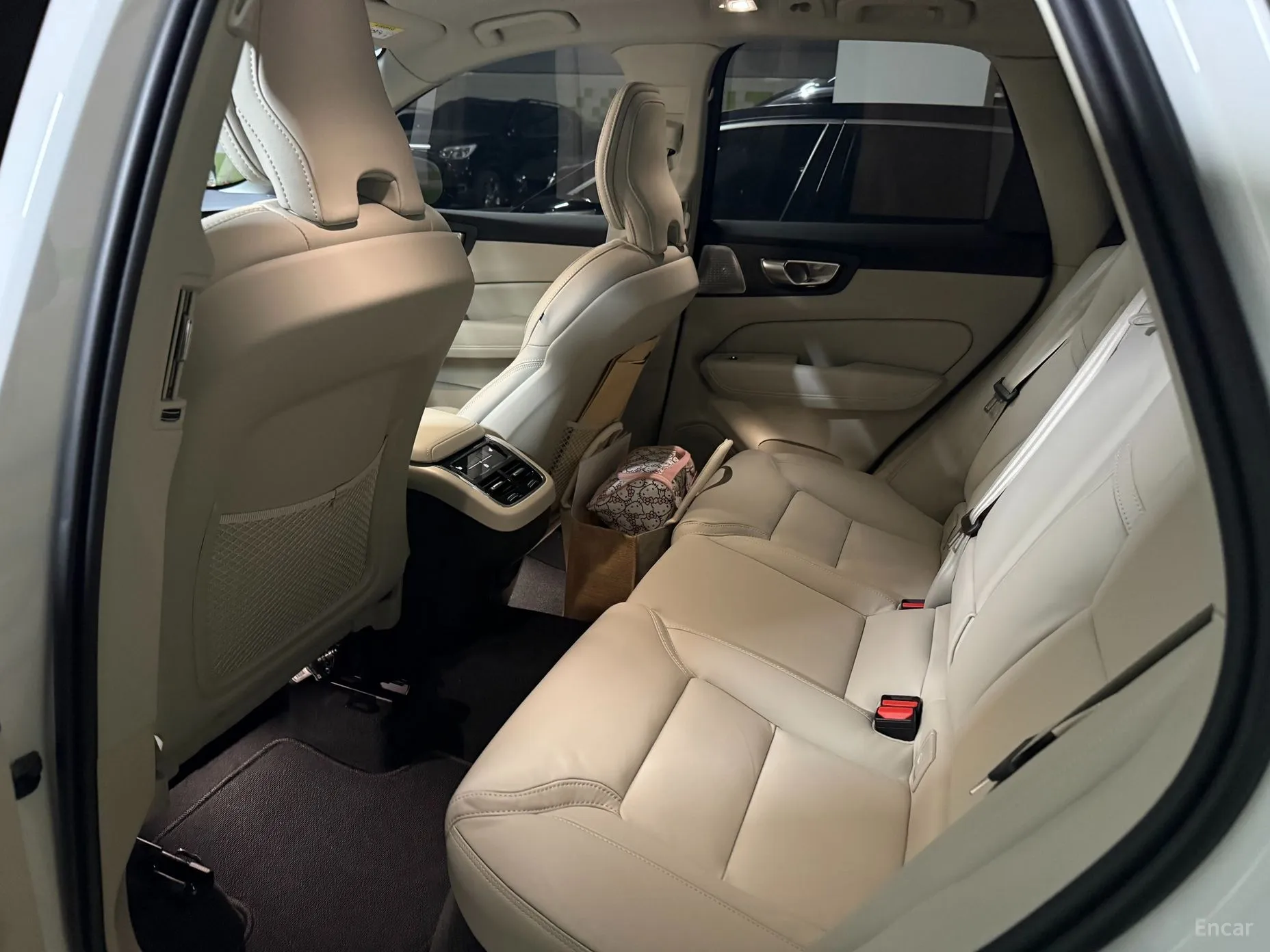 Volvo XC60 Gen 2 превью 15