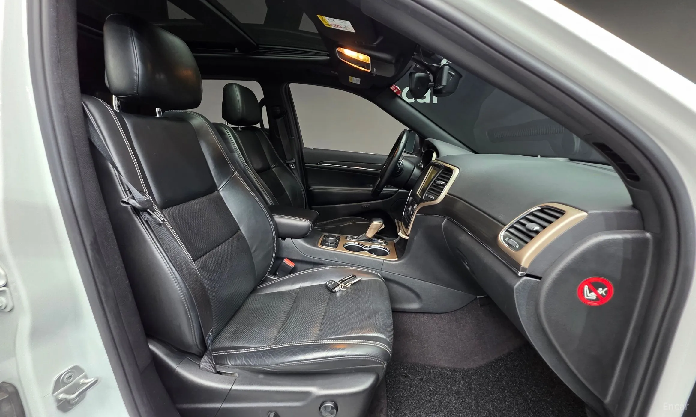Jeep Grand Cherokee превью 10