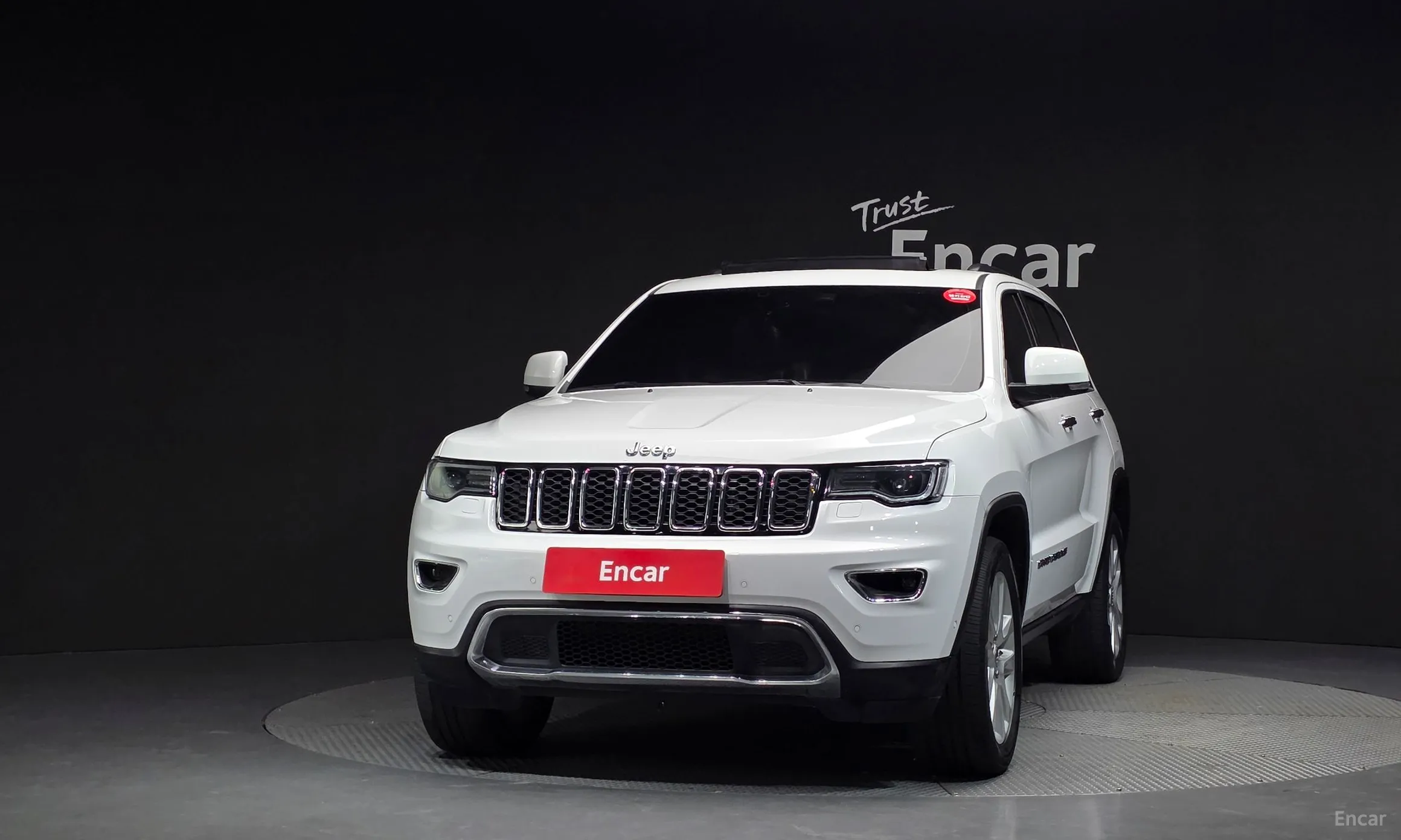 Jeep Grand Cherokee превью 3