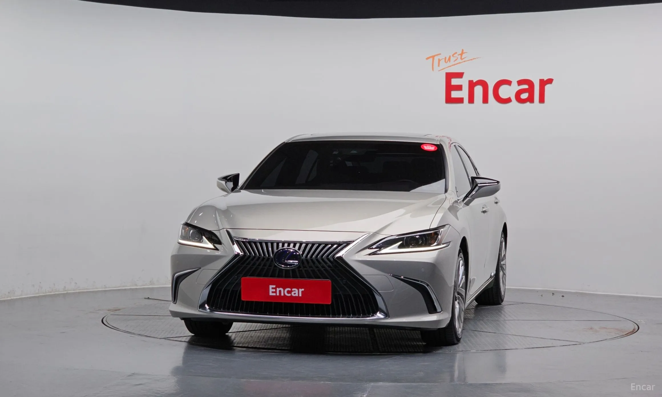 Lexus ES300h 7th Generation превью 3
