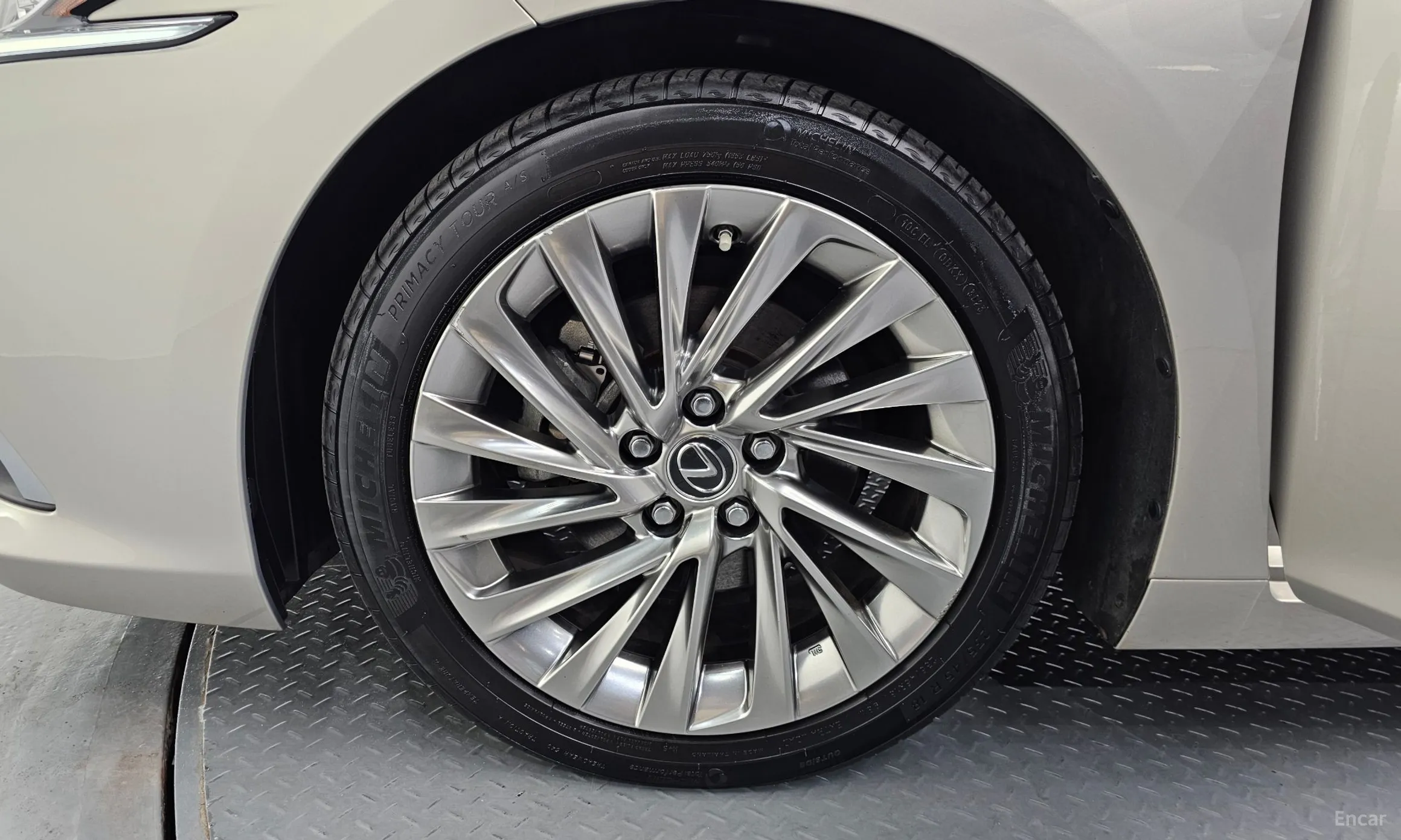 Lexus ES300h 7th Generation превью 5