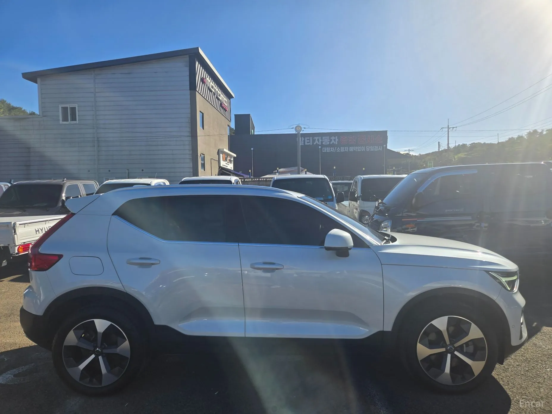 Volvo XC40 превью 3
