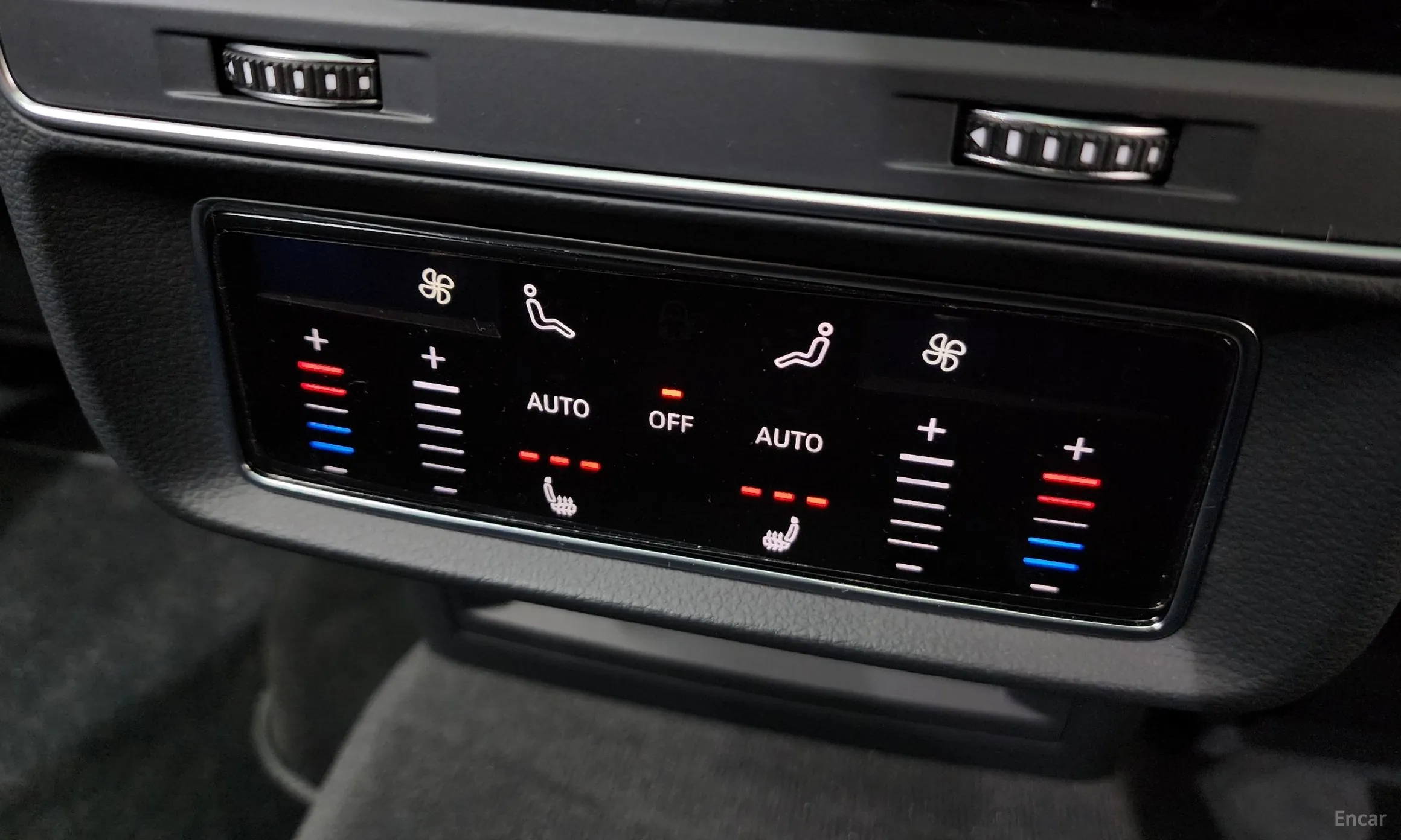 Audi Q8 (4M) превью 19