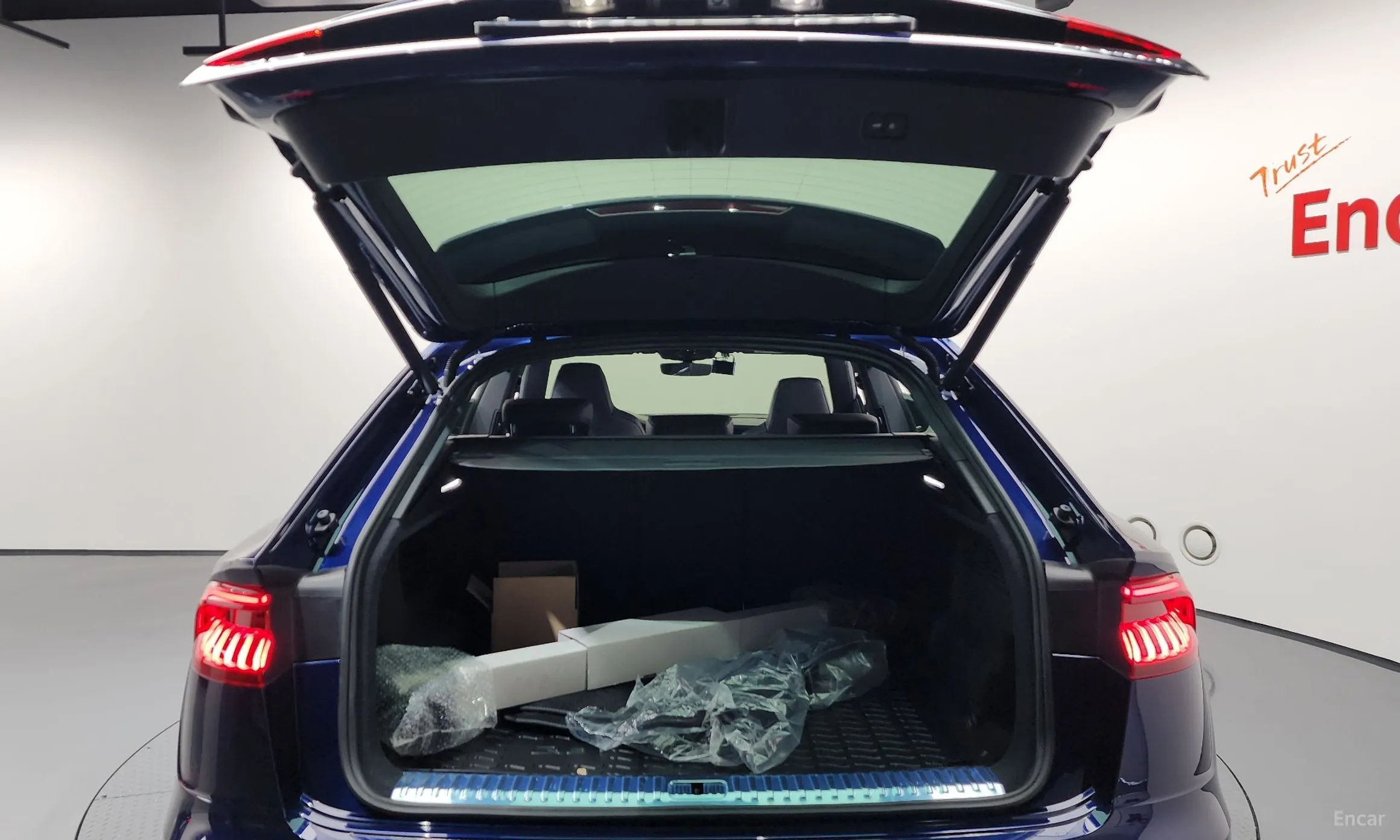 Audi Q8 (4M) превью 20