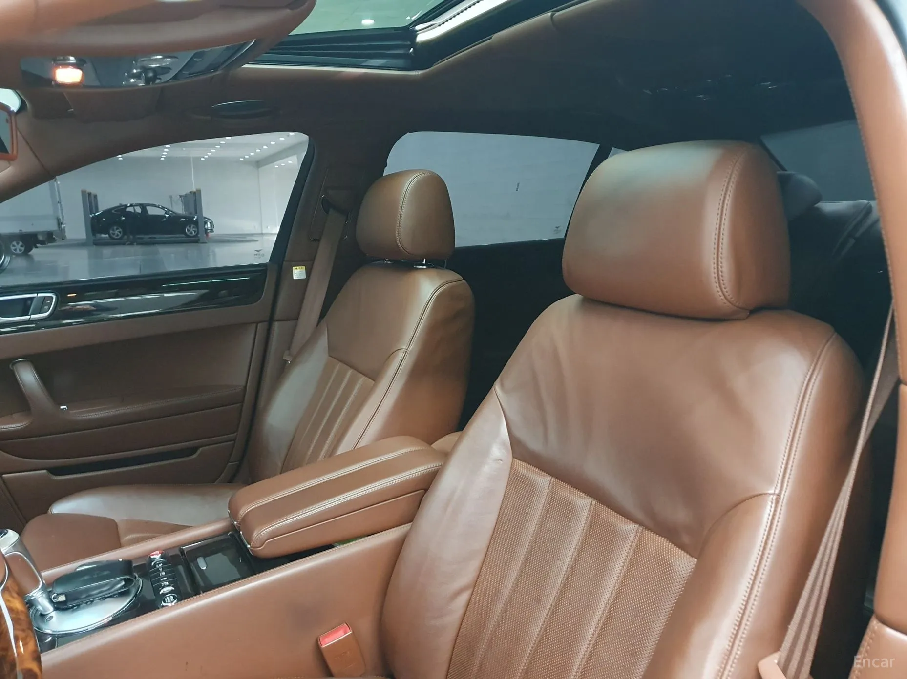 Bentley Flying Spur Gen 1 превью 10