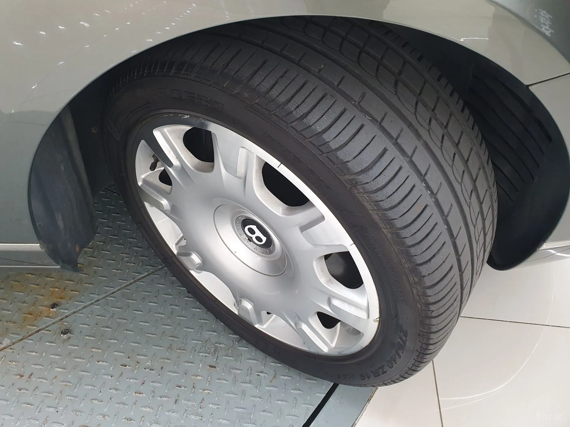 Bentley Flying Spur Gen 1 превью 5