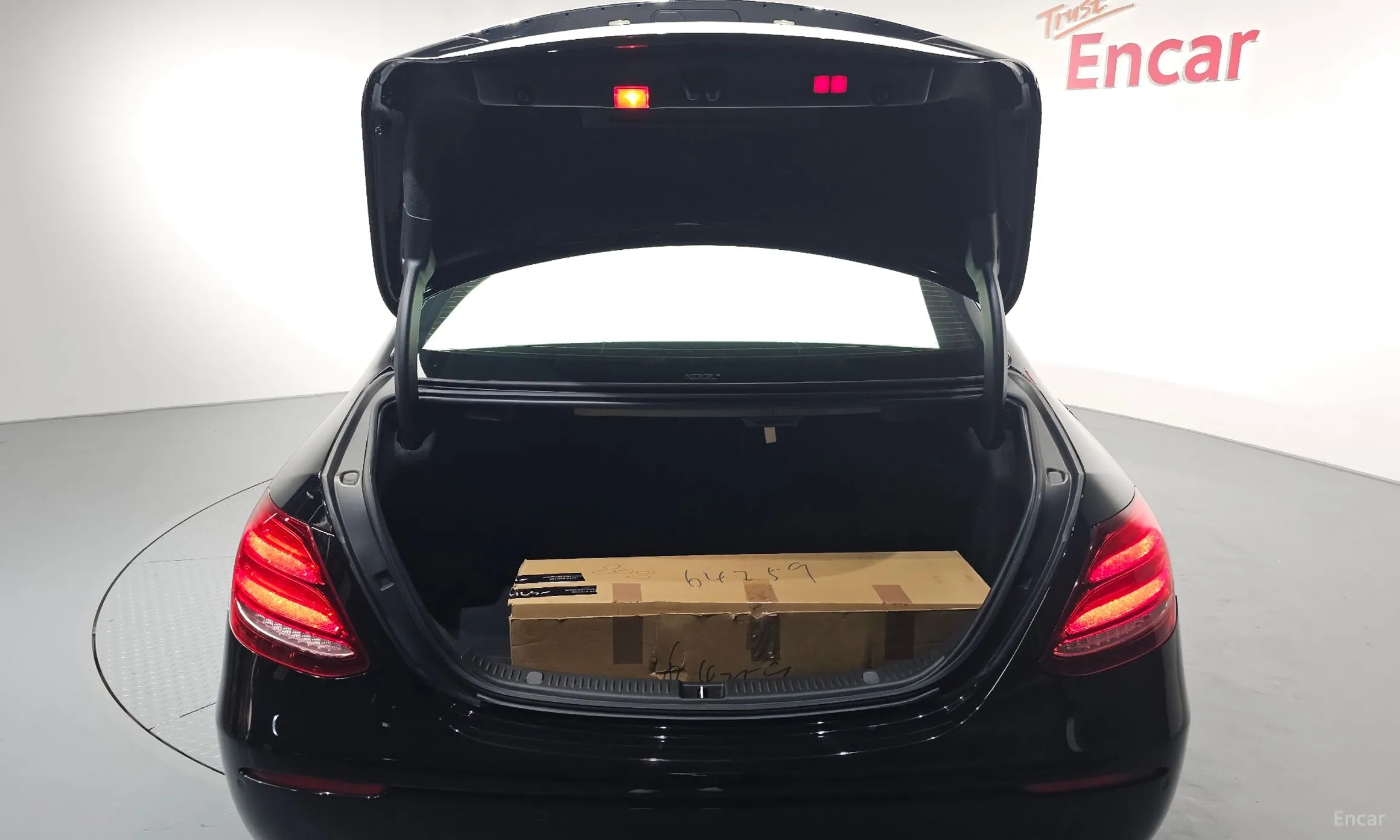 Mercedes Benz E-Class W213 превью 20