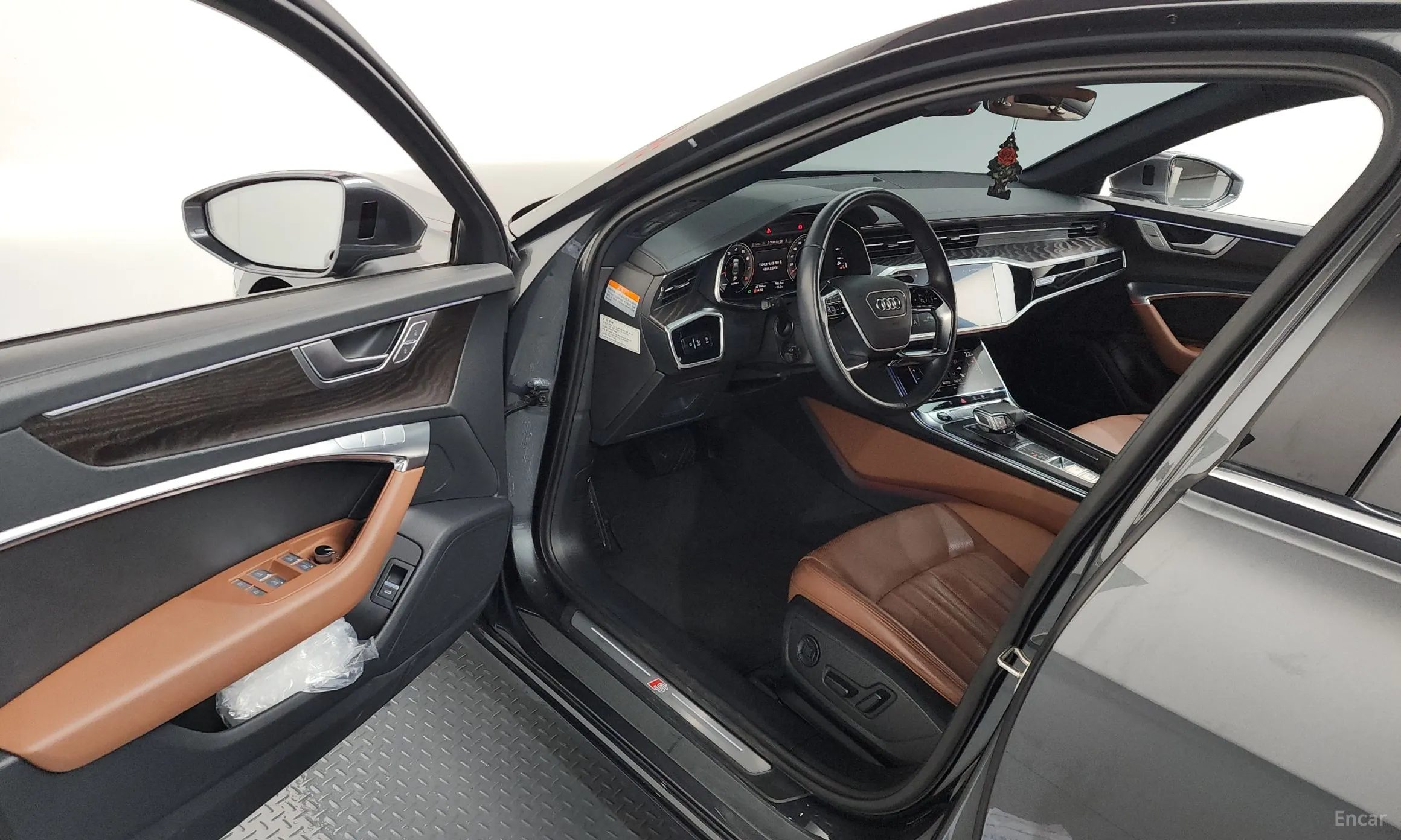 Audi A6 (C8) превью 10