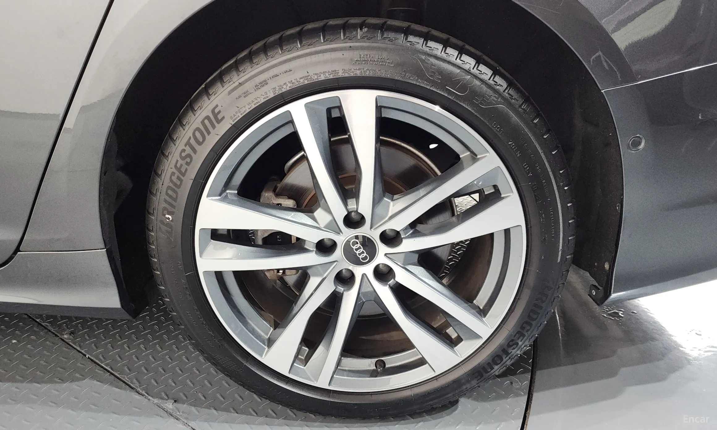 Audi A6 (C8) превью 5