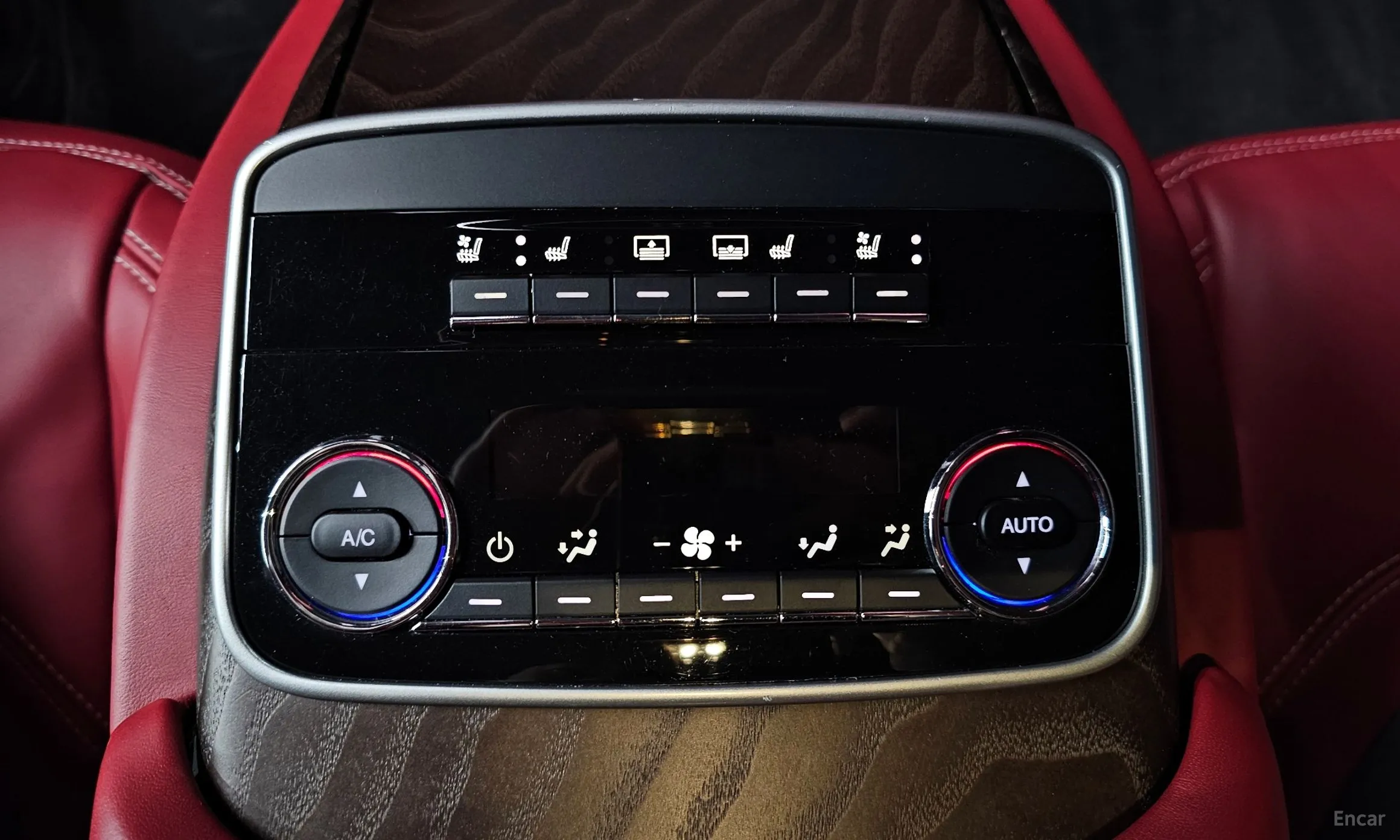 Maserati Quattroporte превью 19