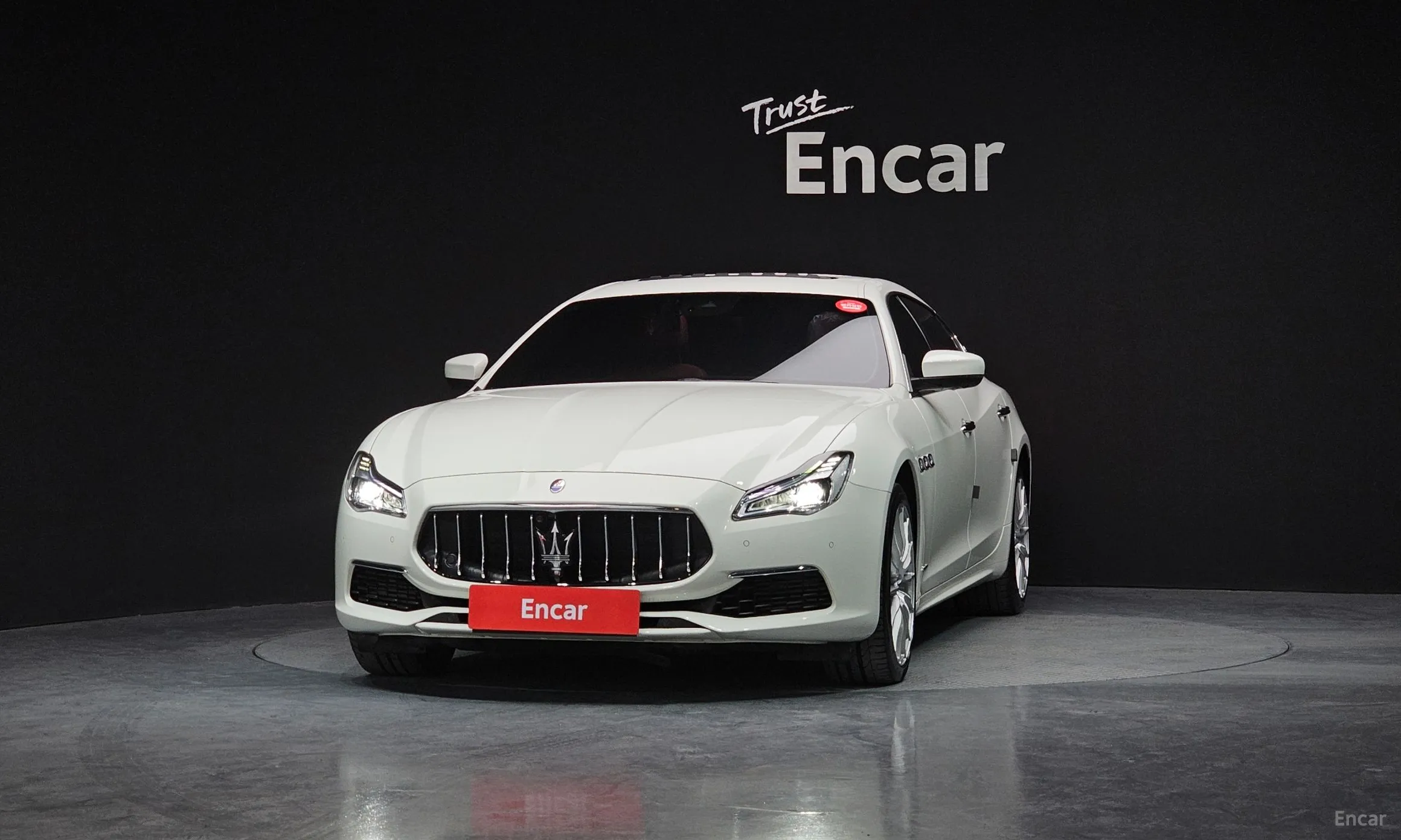 Maserati Quattroporte превью 3