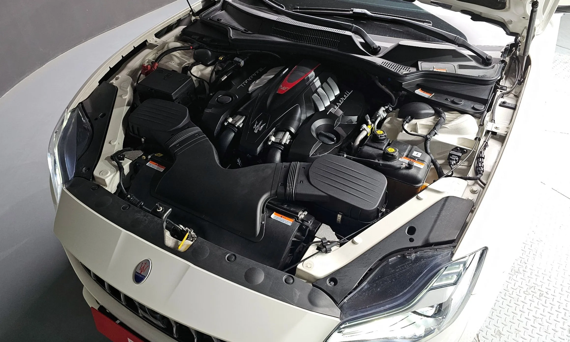 Maserati Quattroporte превью 6