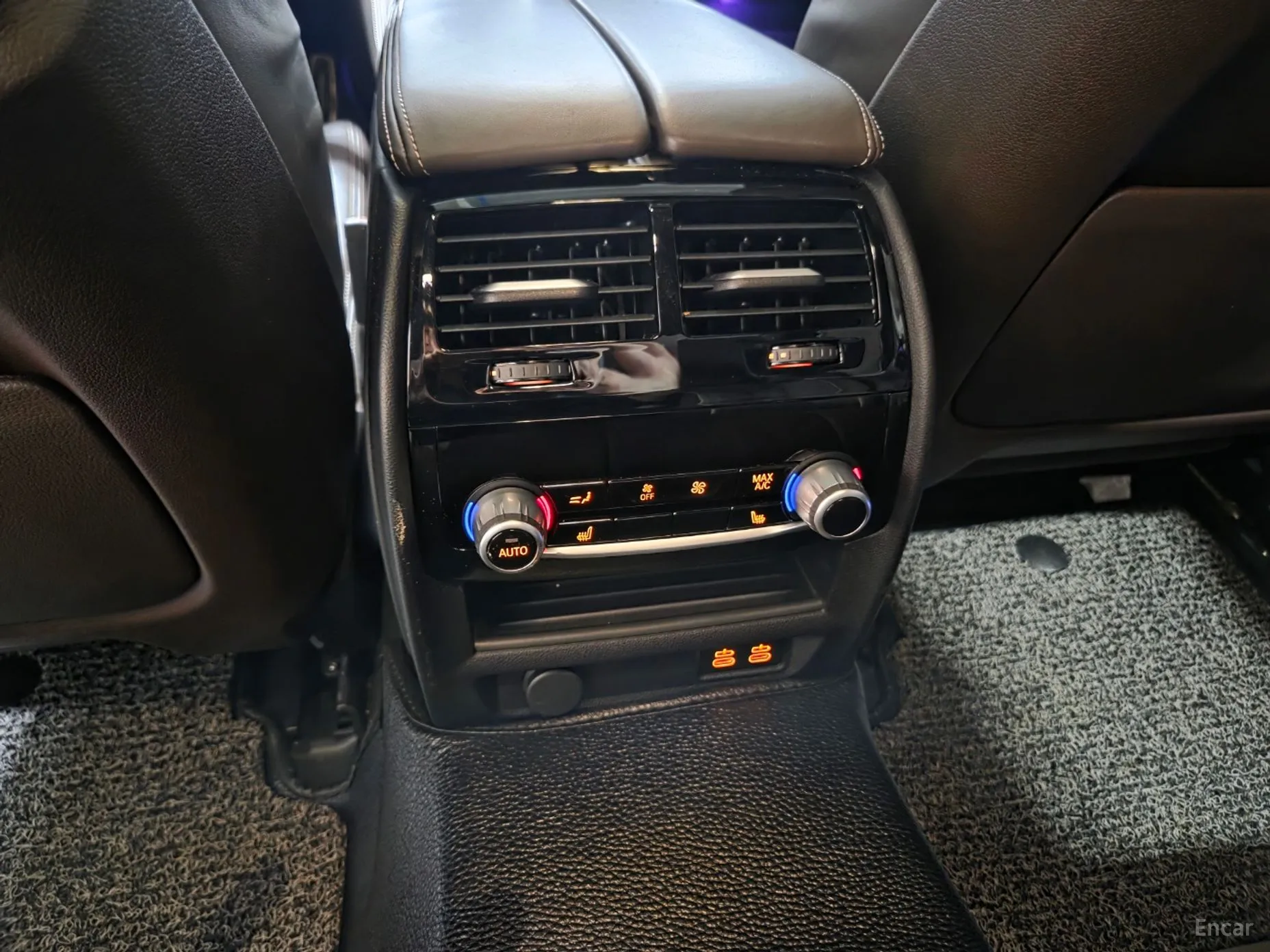 BMW 5 Series (G30) превью 14