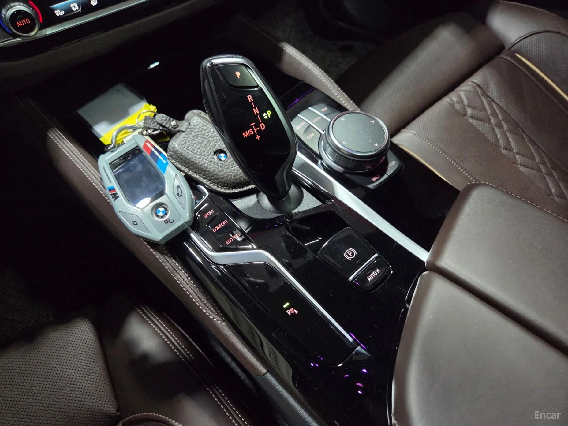 BMW 5 Series (G30) превью 18