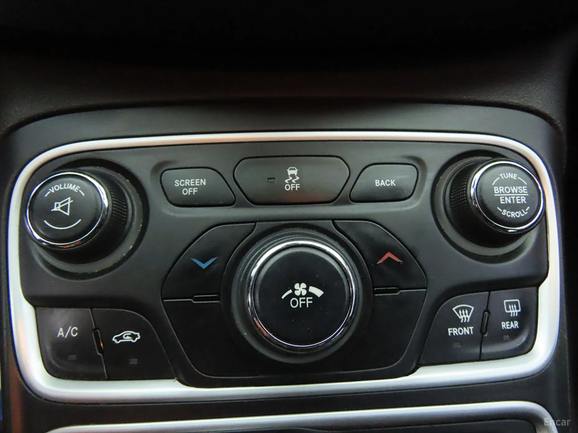 Chrysler 200 Second generation превью 12