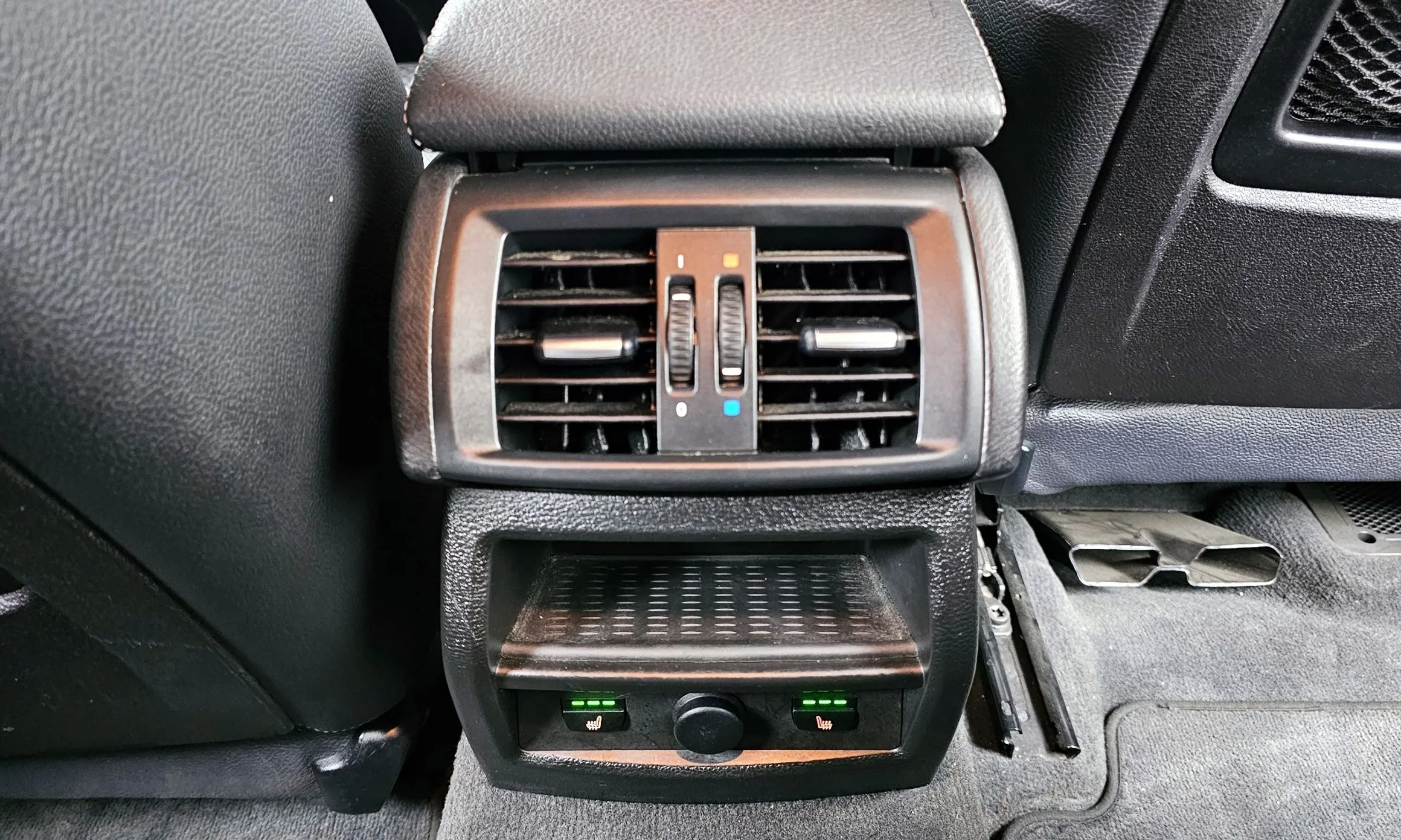 BMW X4 (F26) превью 18