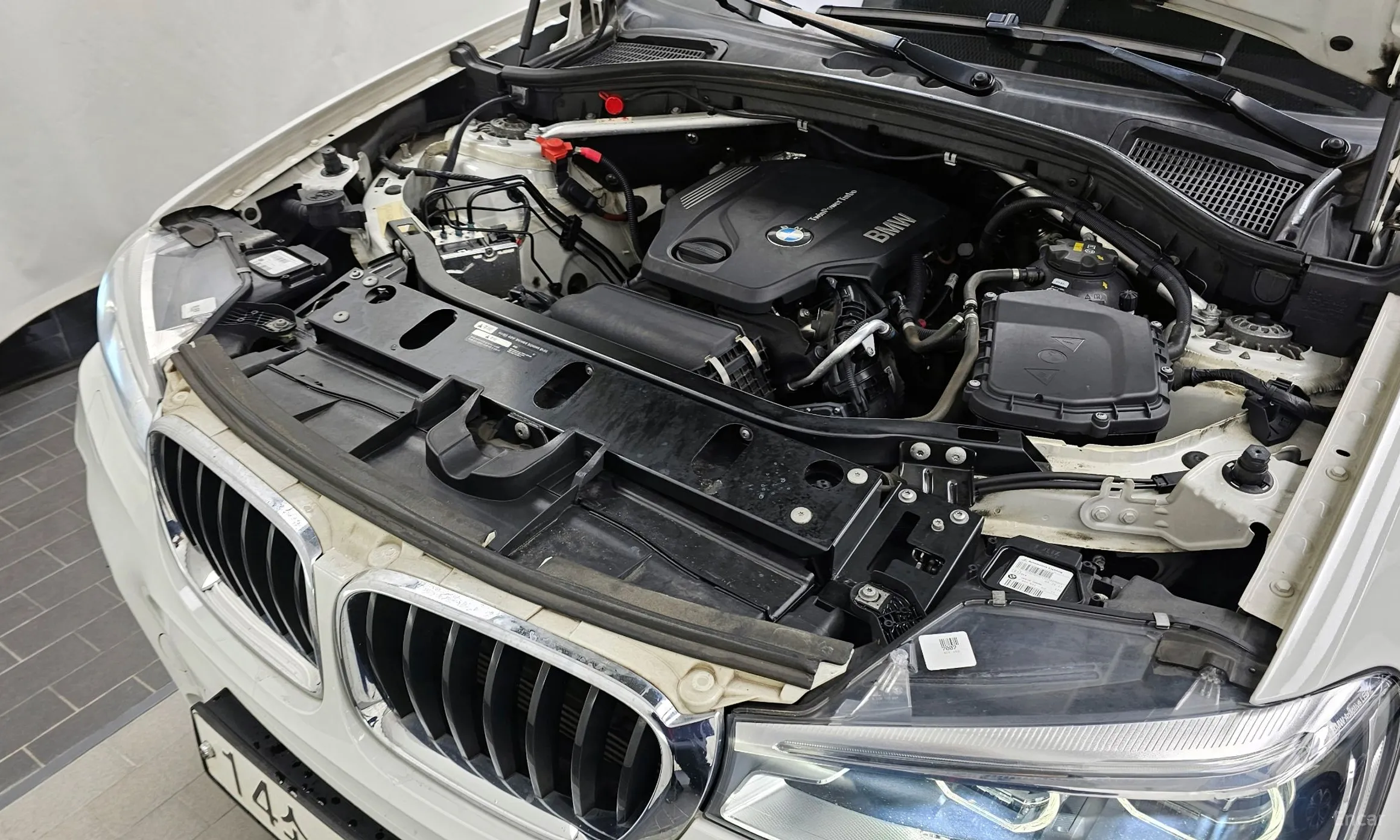 BMW X4 (F26) превью 6