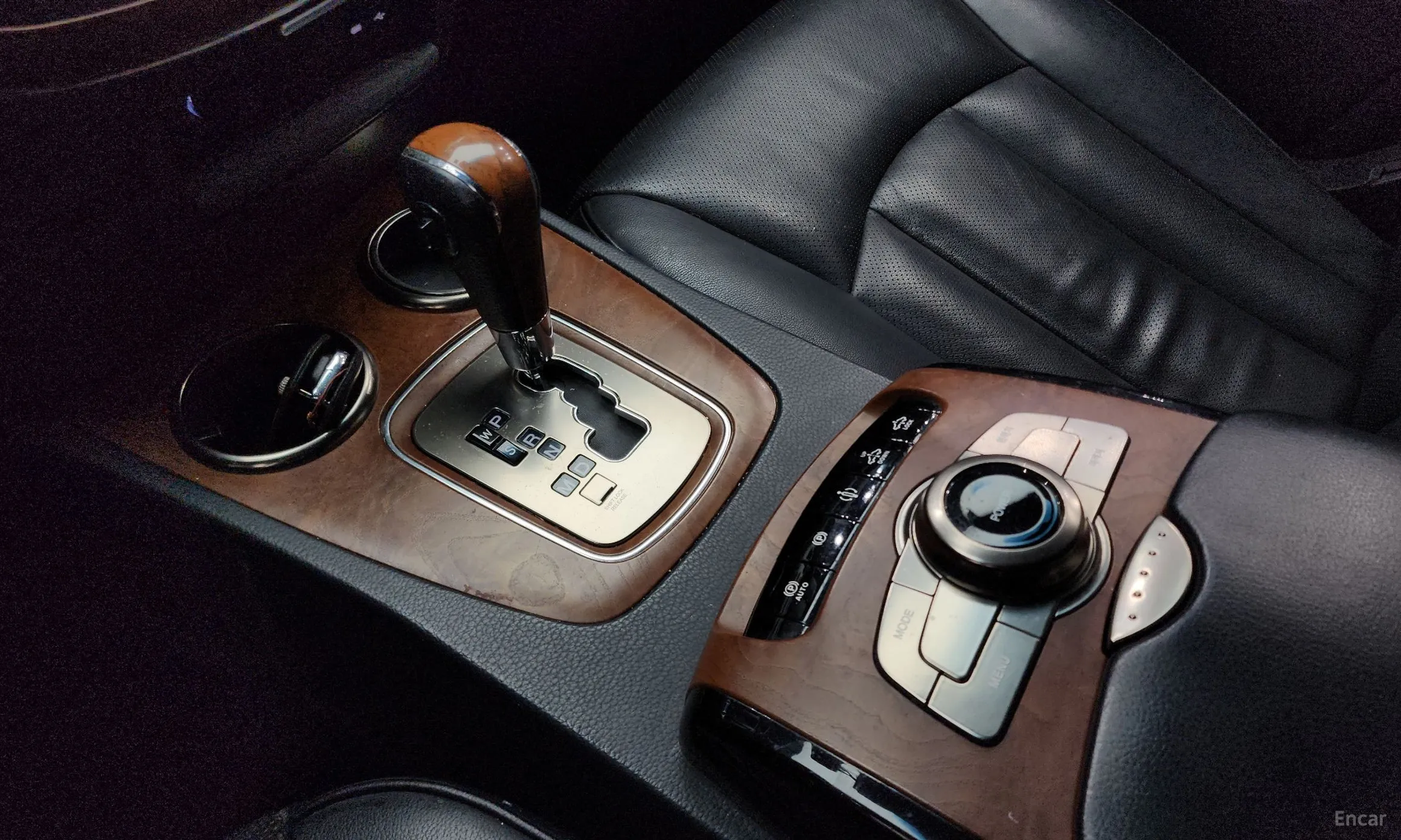 KG Mobility (SsangYong) Chairman W превью 9