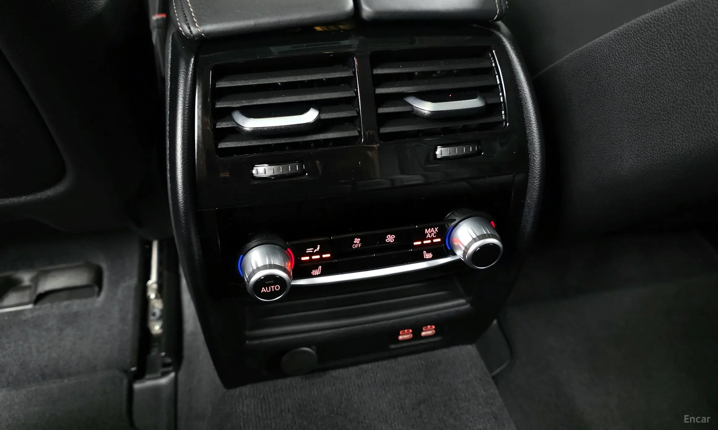 BMW 5 Series (G30) превью 18
