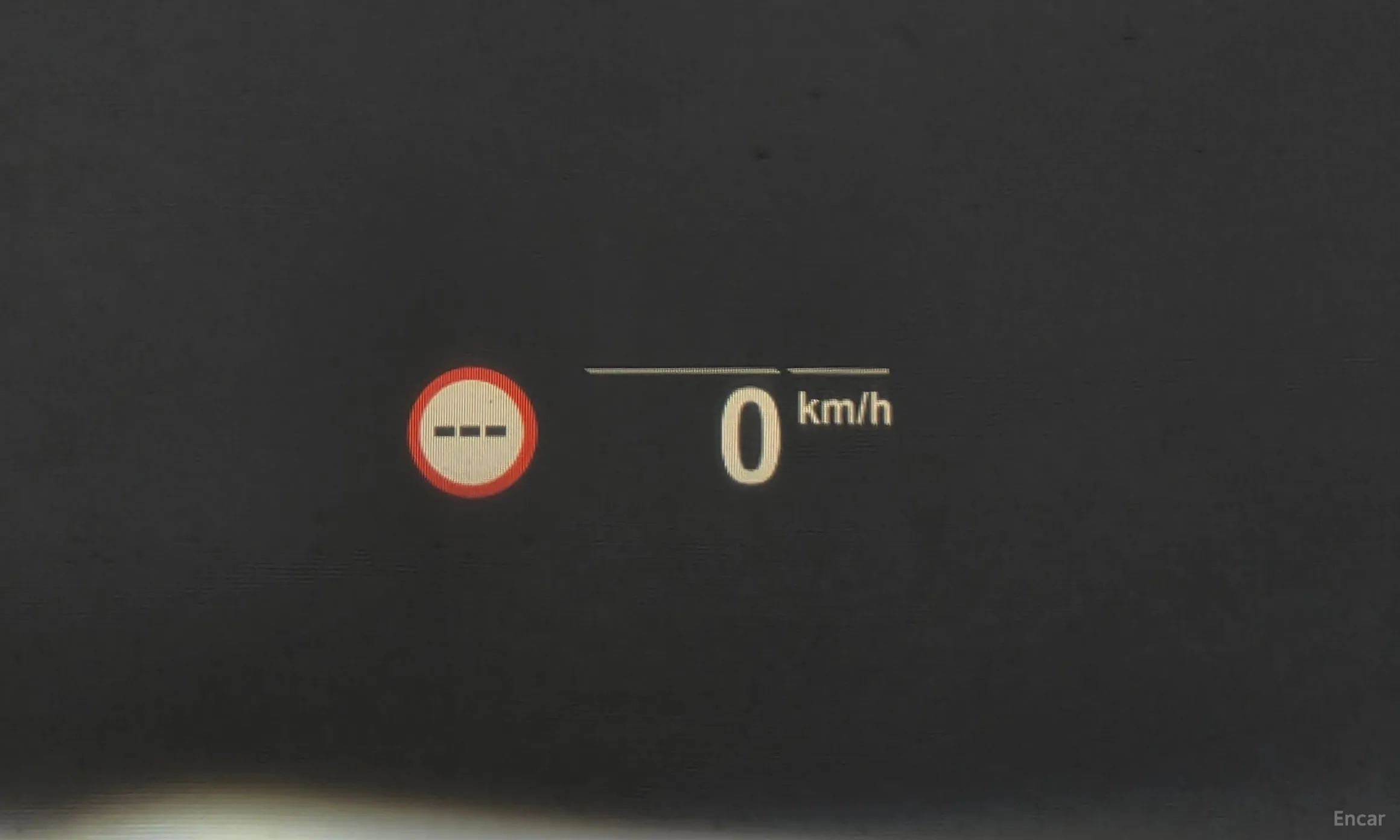 BMW 5 Series (G30) превью 19