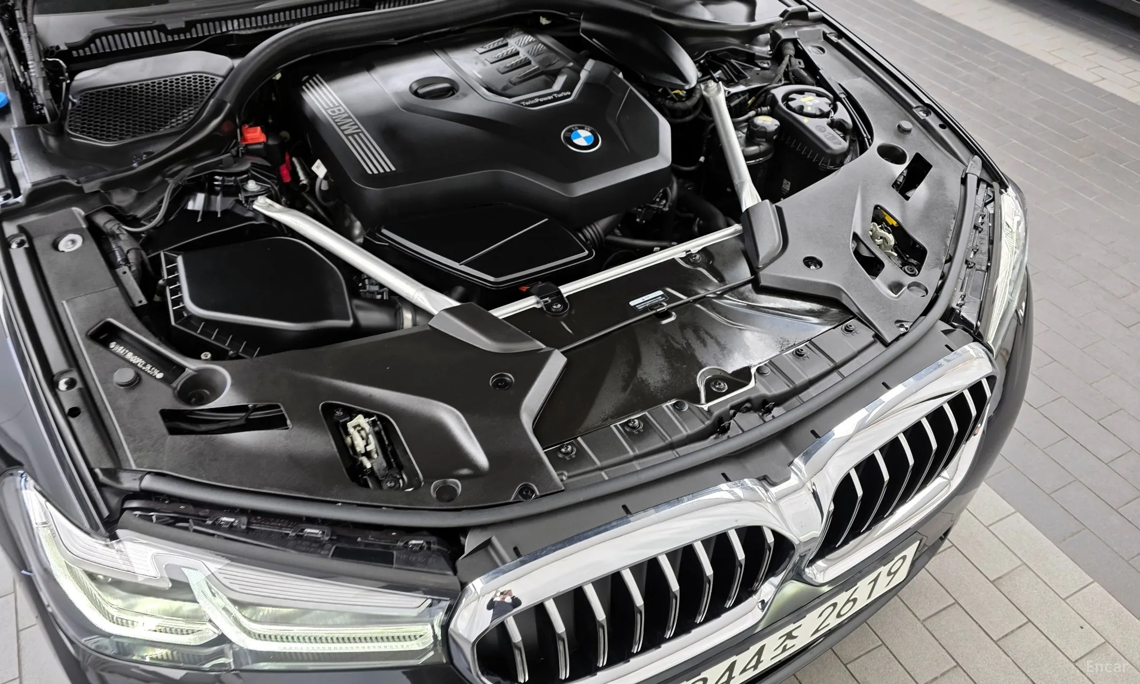 BMW 5 Series (G30) превью 6