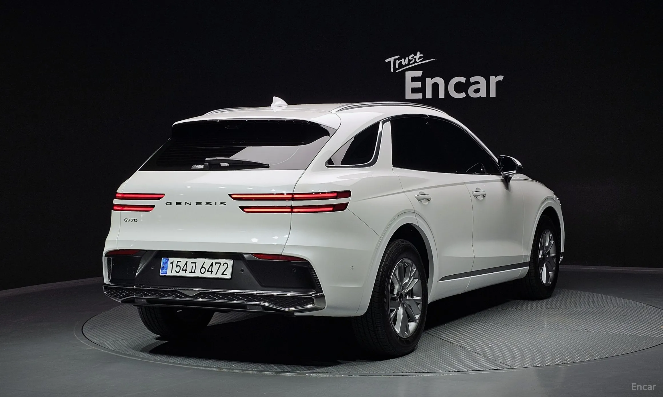 Genesis GV70 превью 2