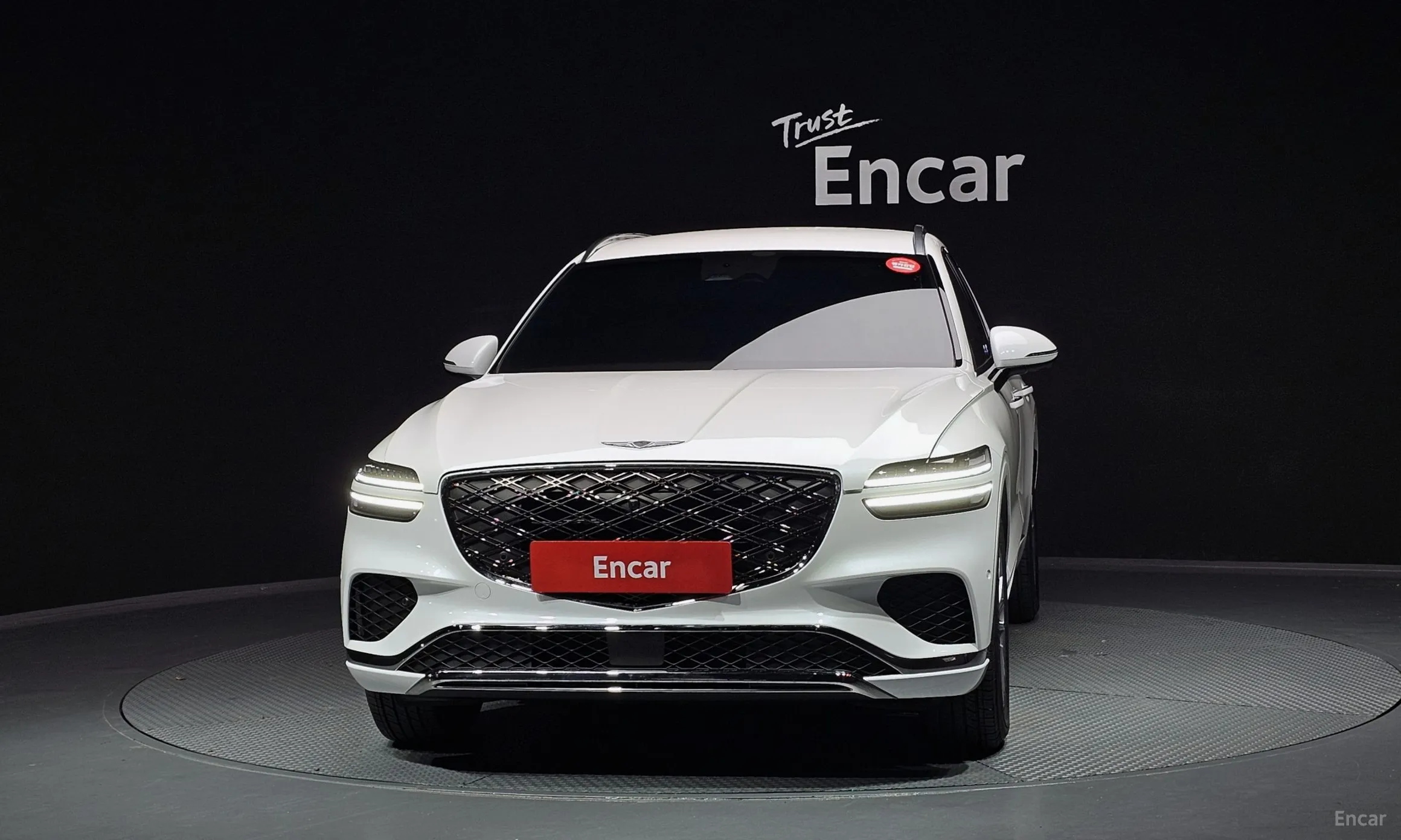 Genesis GV70 превью 3