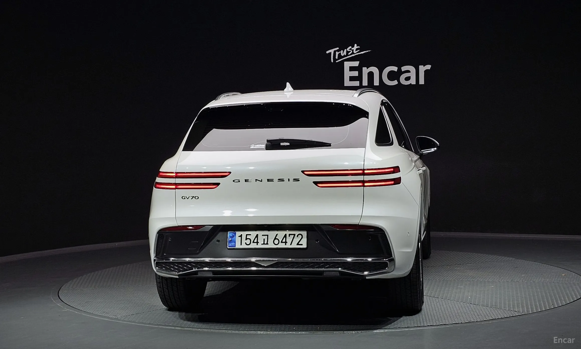 Genesis GV70 превью 4
