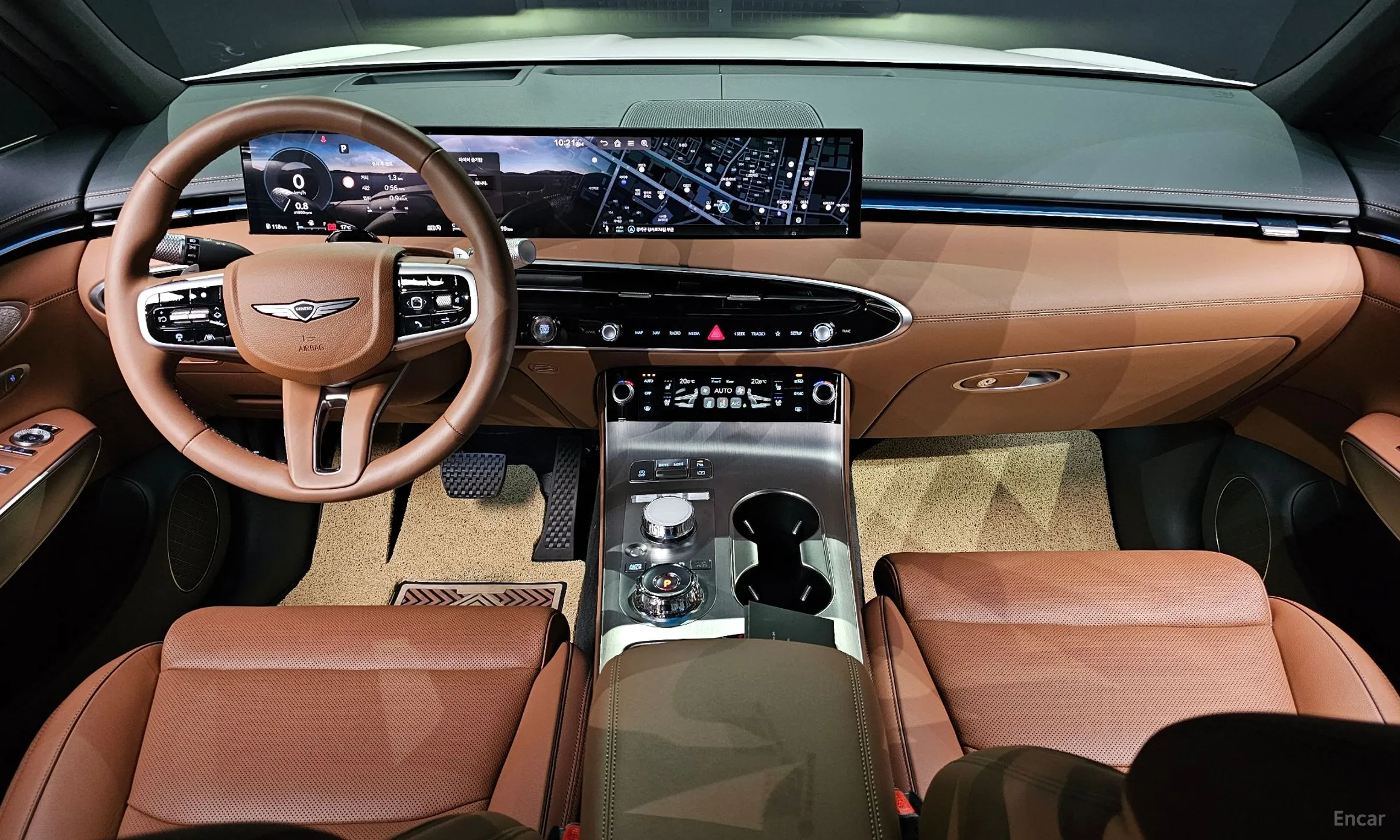 Genesis GV70 превью 7