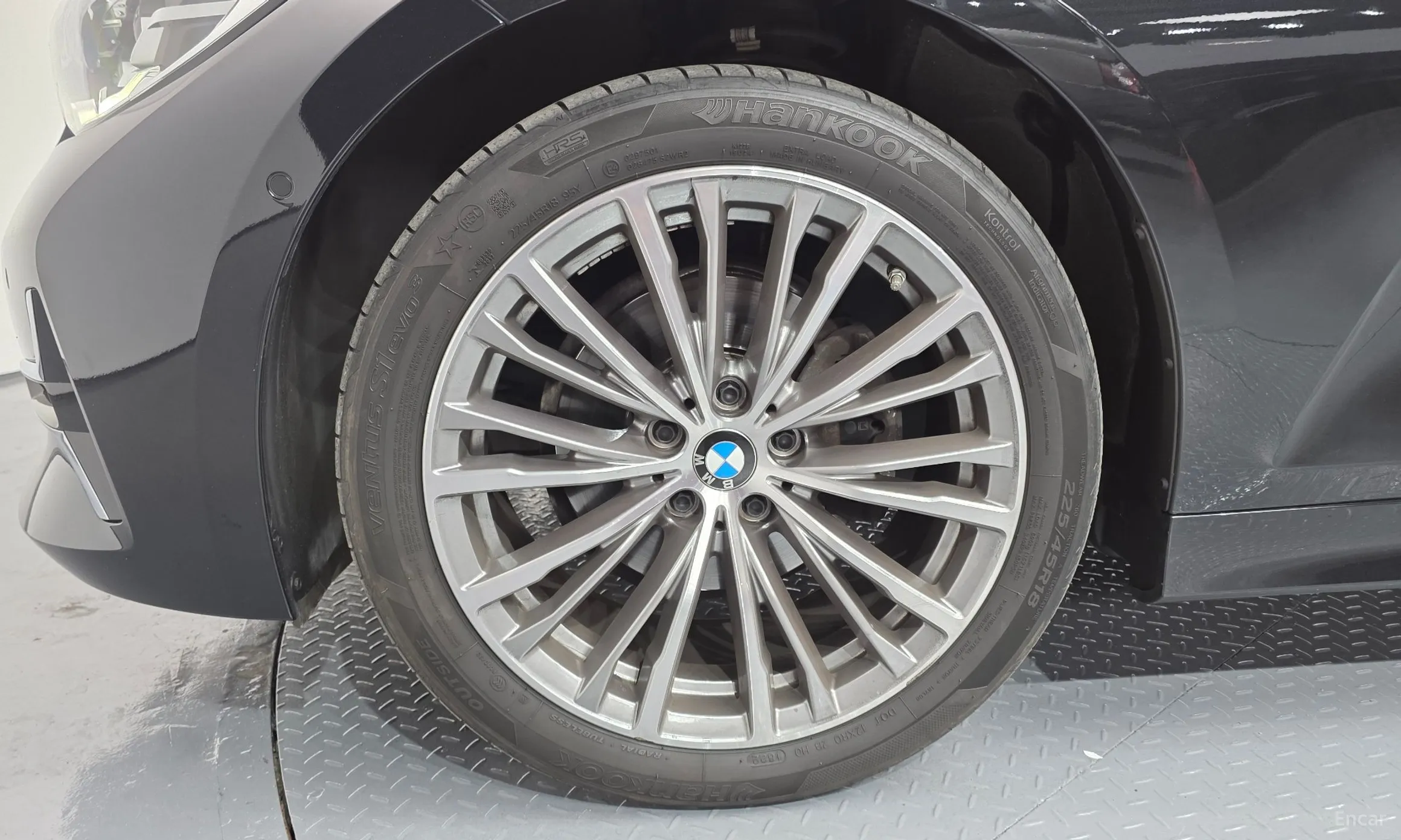 BMW 3 Series (G20) превью 5