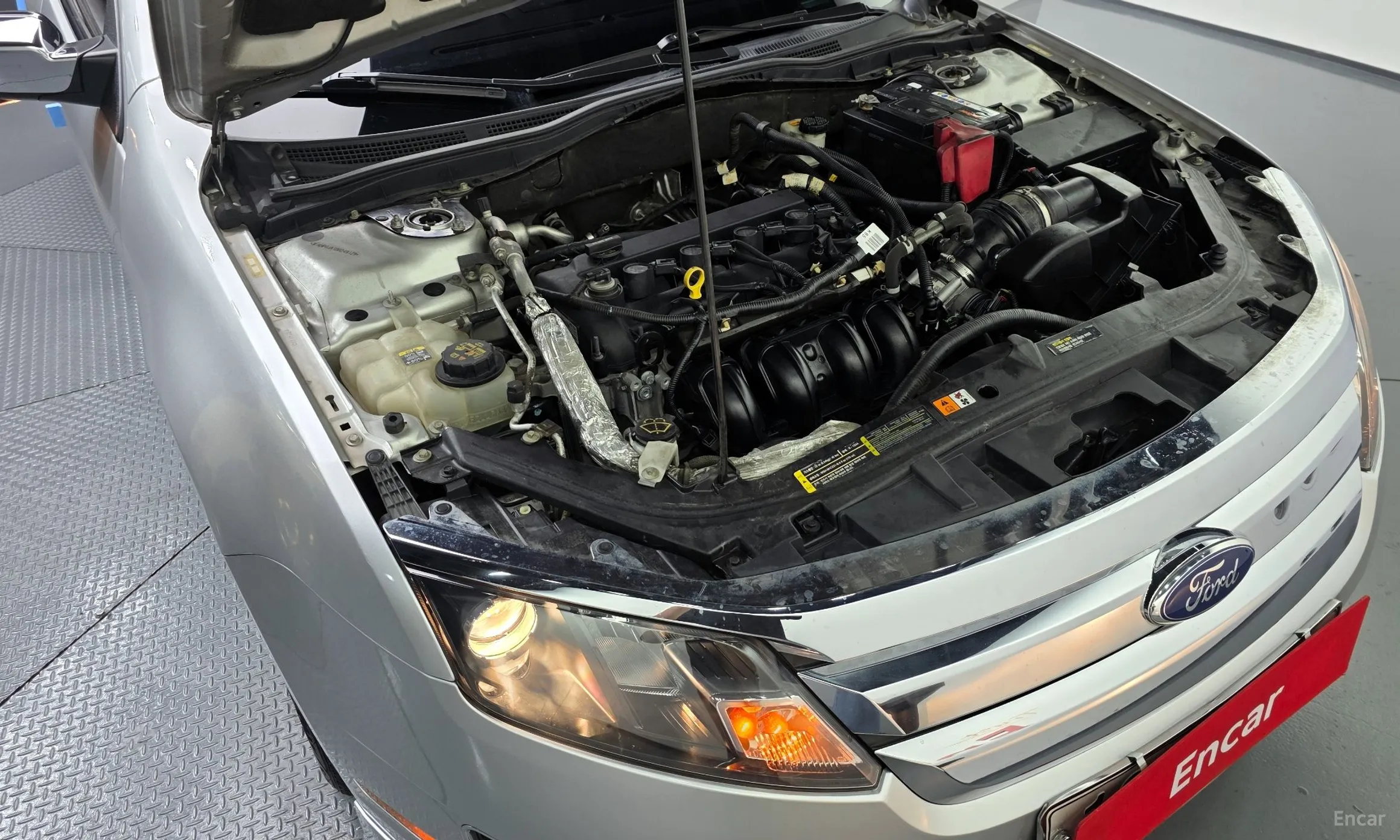 Ford Fusion превью 6
