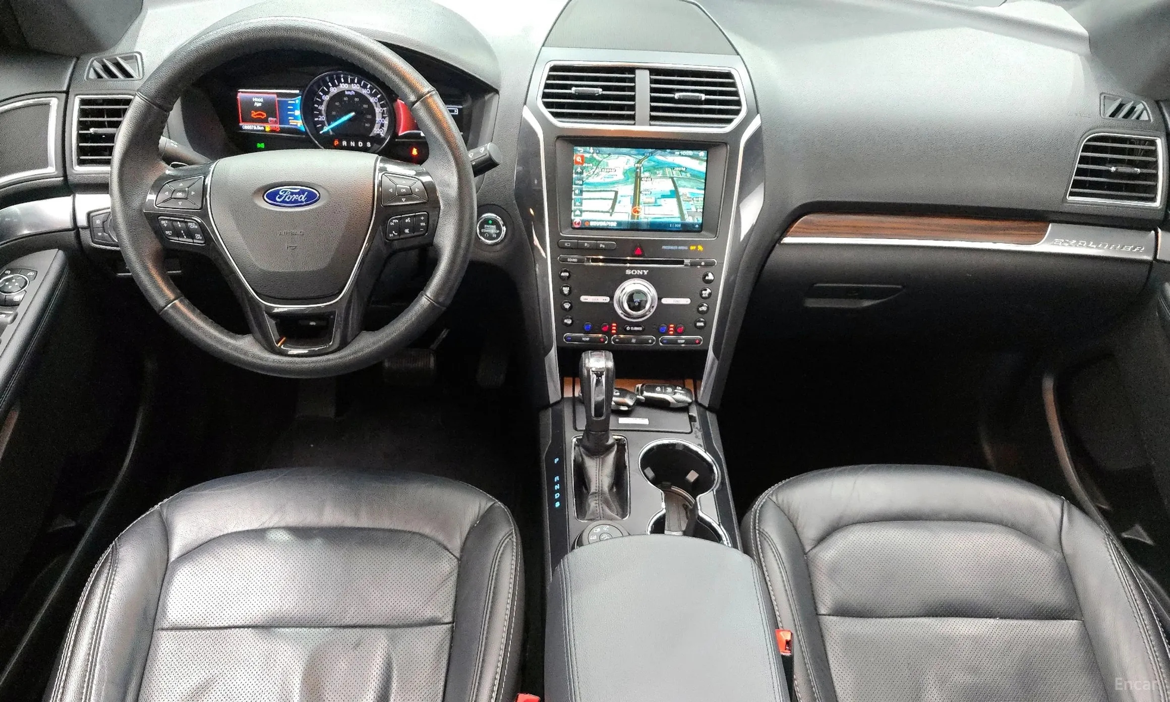 Ford Explorer превью 7