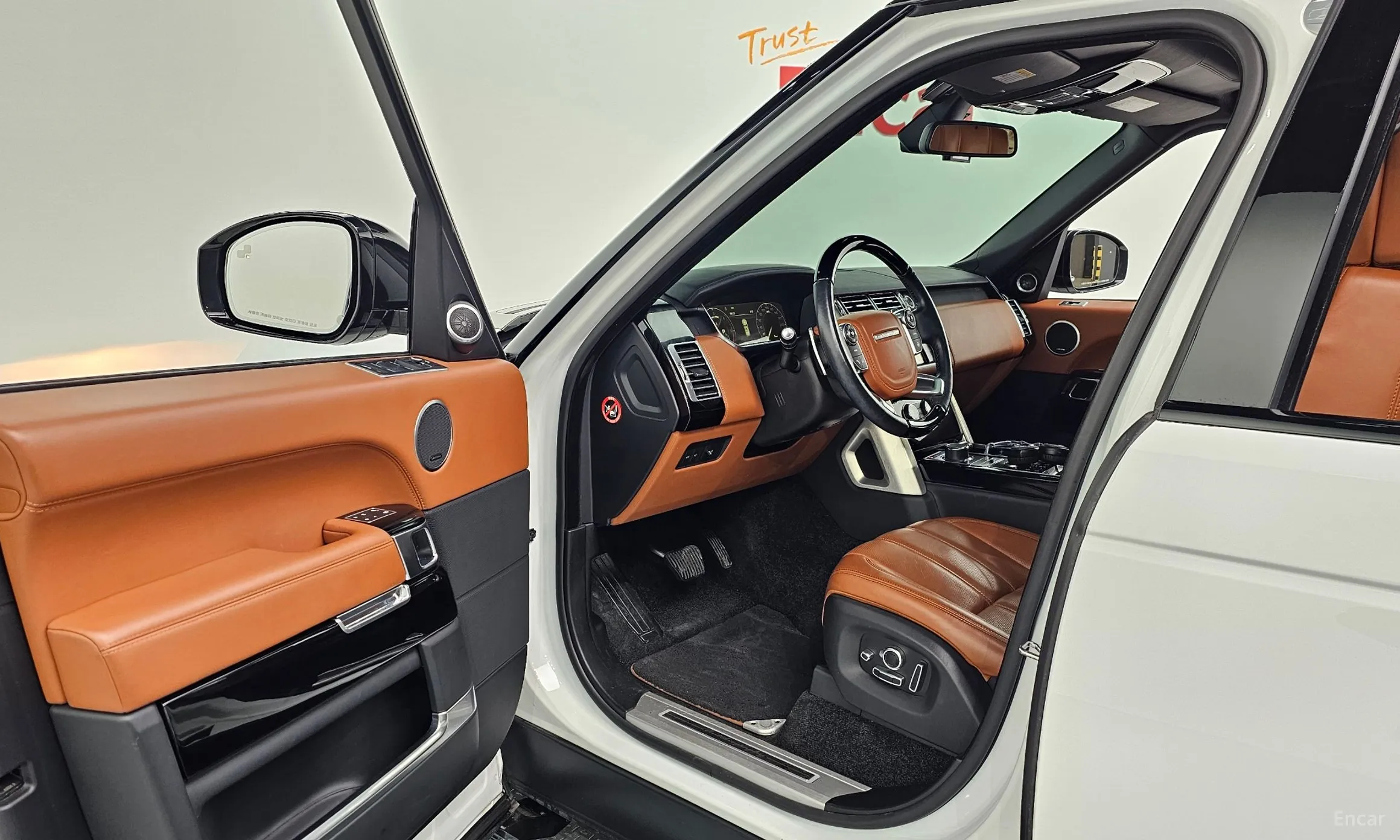 Land Rover Range Rover 4th Generation превью 11