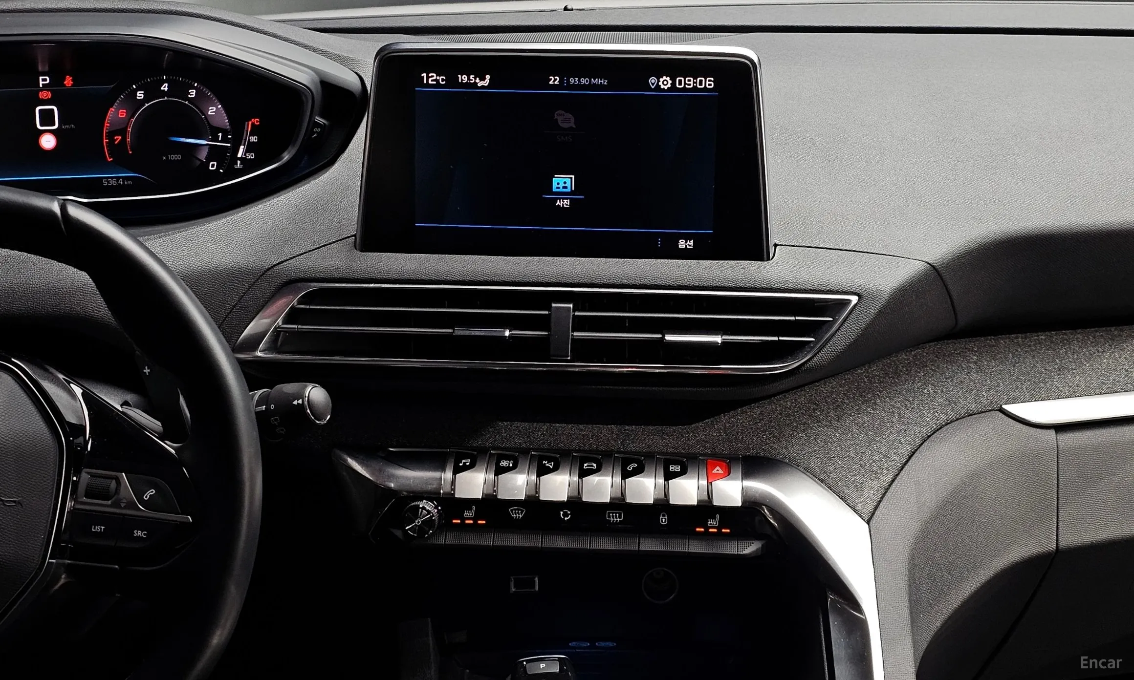Peugeot 3008 2nd generation превью 15